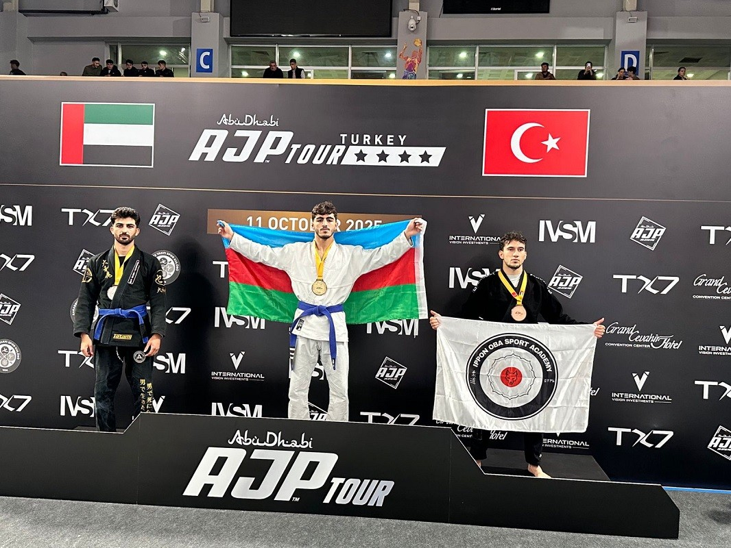 AzMİU tələbəsi beynəlxalq yarışda uğur qazanıb