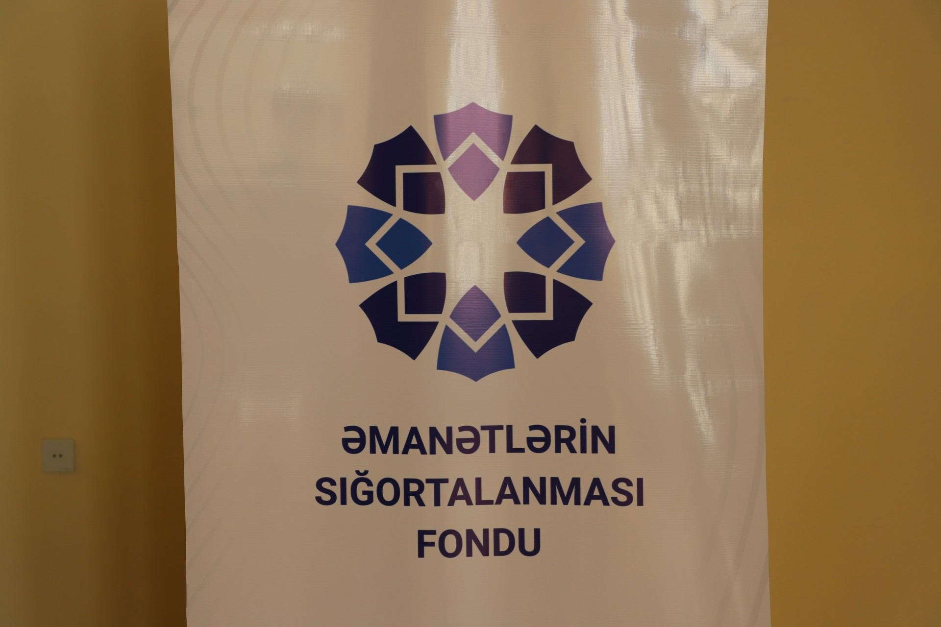 LDU-da iqtisadi mövzuda maarifləndirici tədbir keçirilib