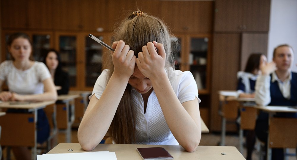 İmtahanda uşaqların emosional vəziyyəti: Valideynlərin məsuliyyəti nədir?  