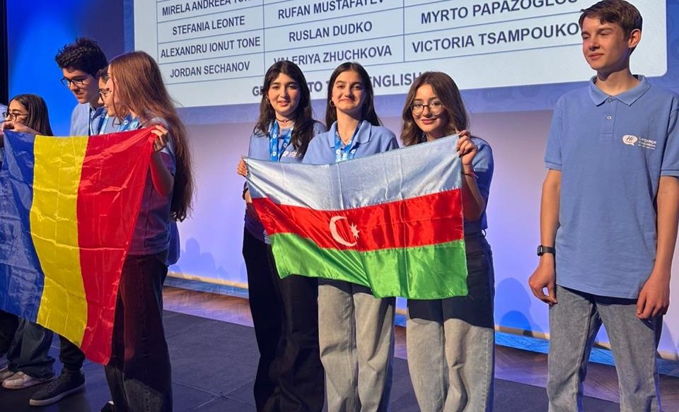 “İngilis dilini öyrənmək mənə zövq verir” – Olimpiadada 4 medal qazanan məktəbli