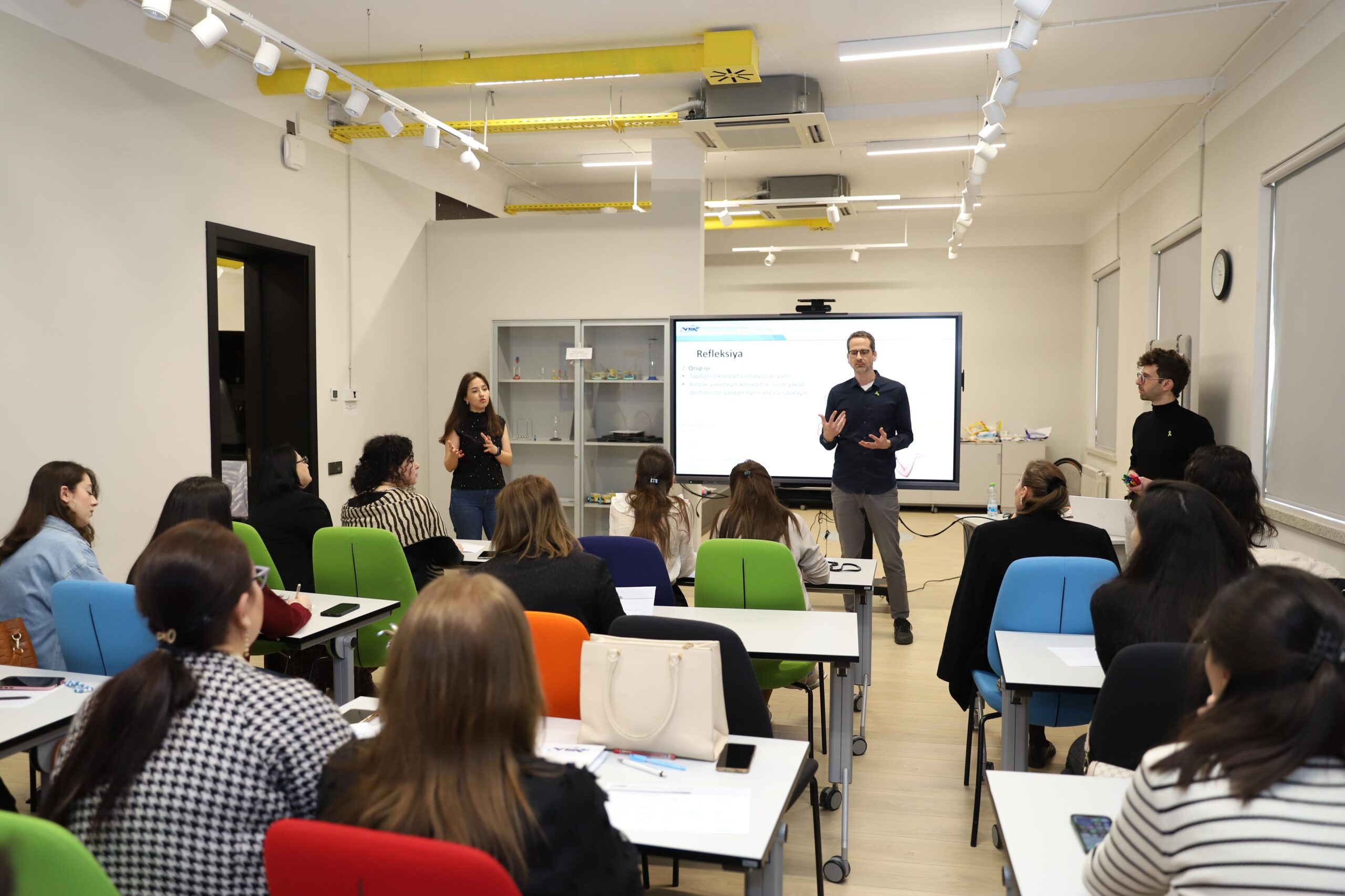 “İnnovativ məktəb” layihəsi çərçivəsində keçirilən tədbirlər davam edir