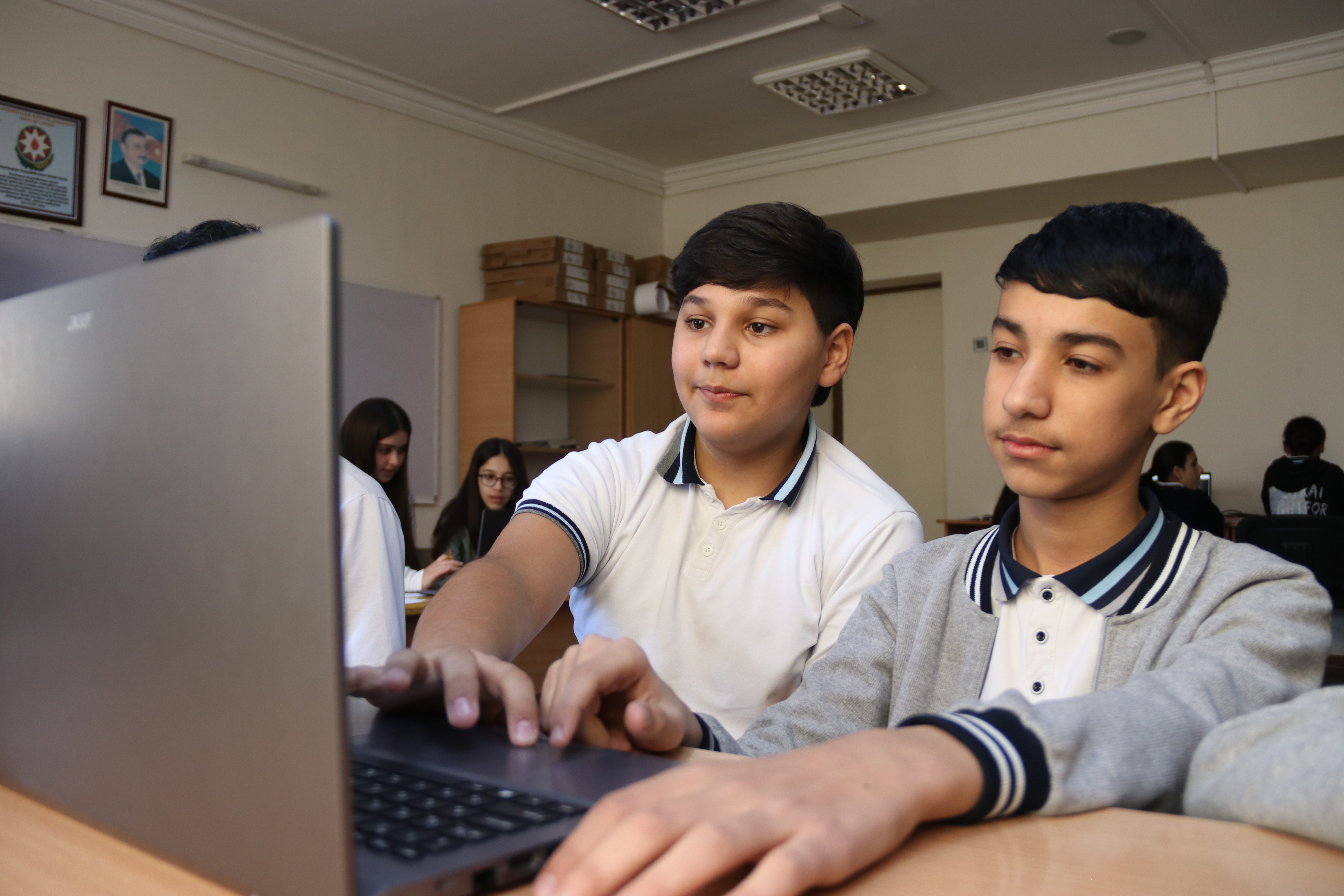 “İnteraktiv biologiya” layihəsi uğurla yekunlaşıb