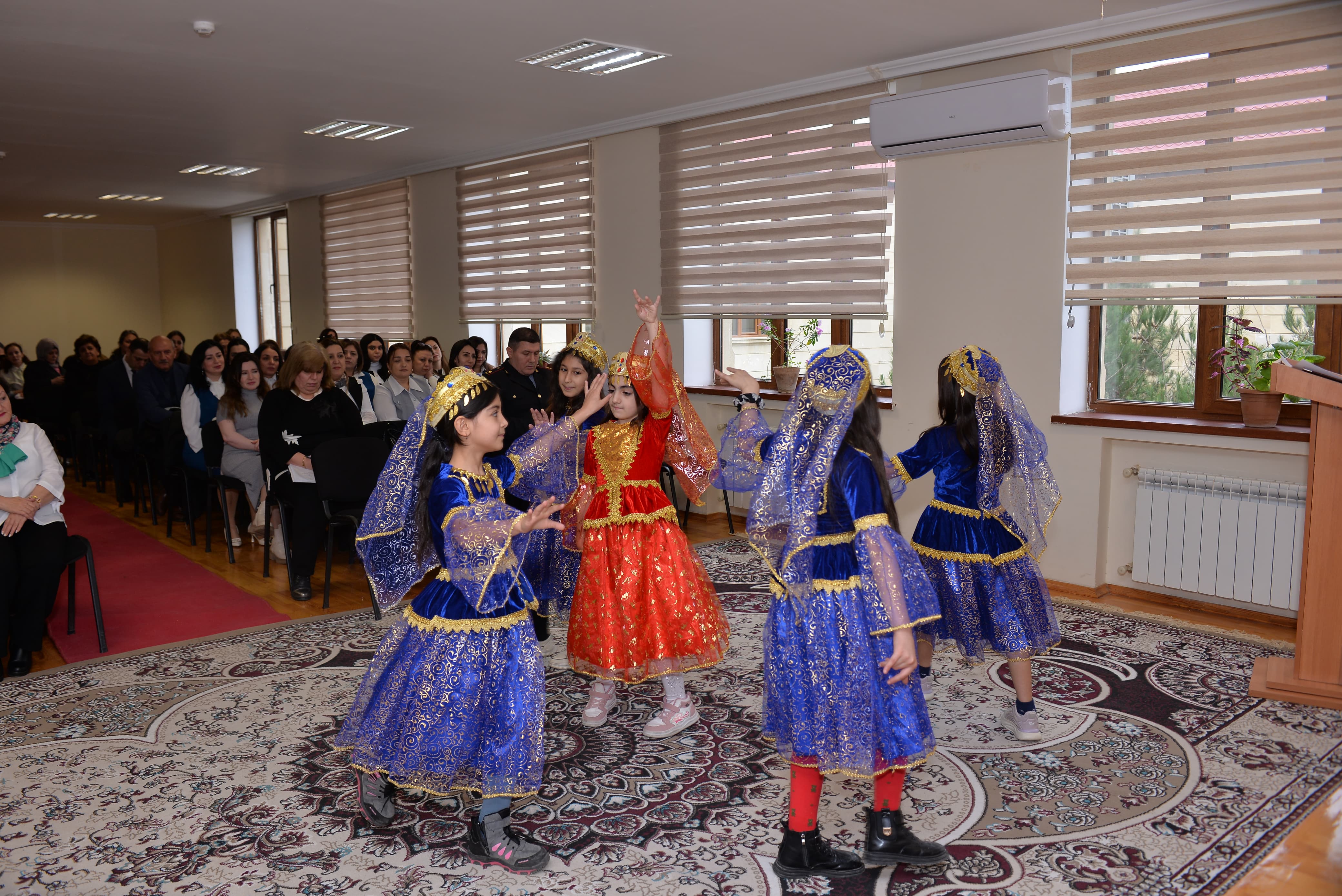 İnternat Məktəb Müəllimlər Birliyinin açılışı olub 