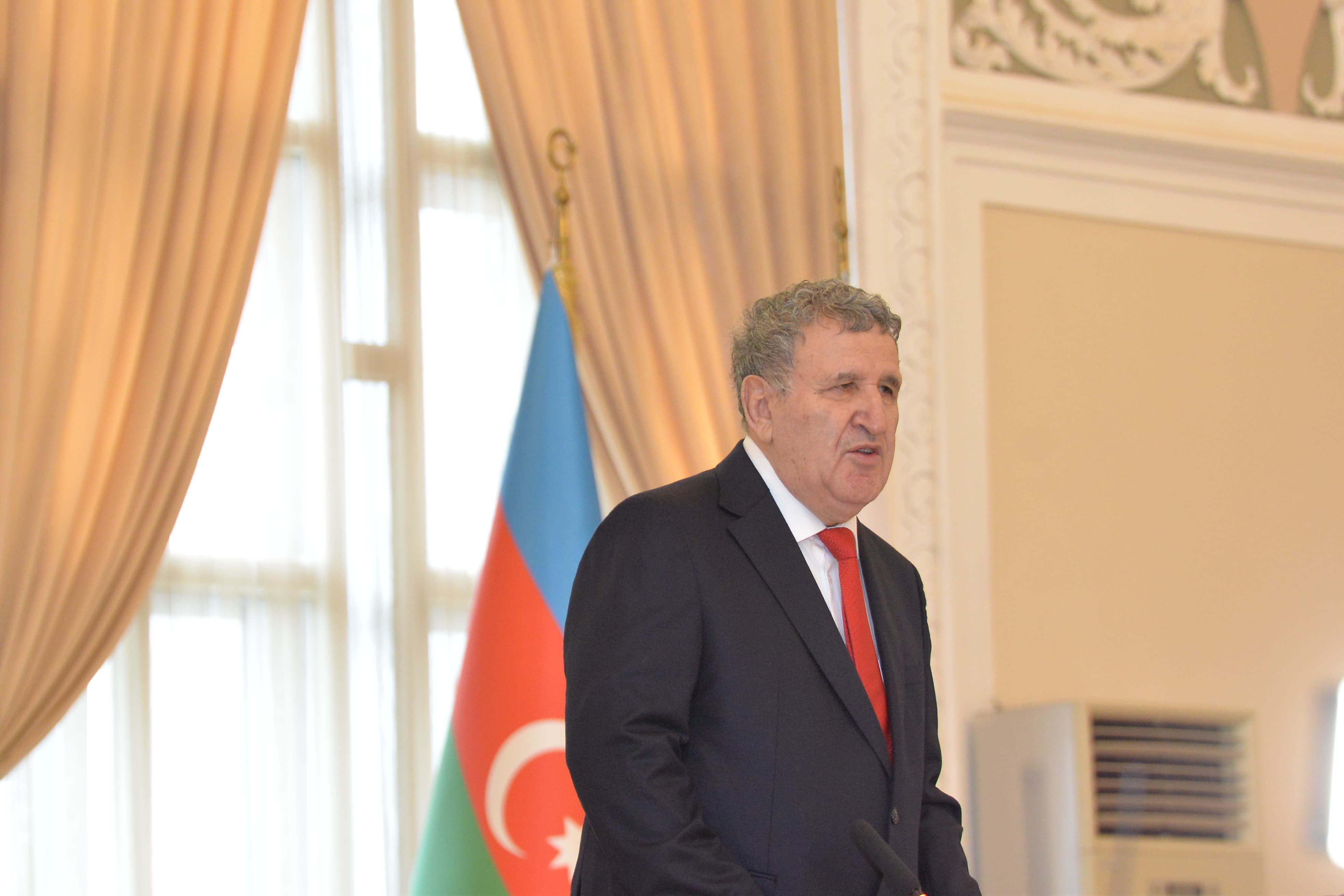 İsa Həbibbəyli: AMEA-nın Lənkəran bölməsinin binası yoxdur 