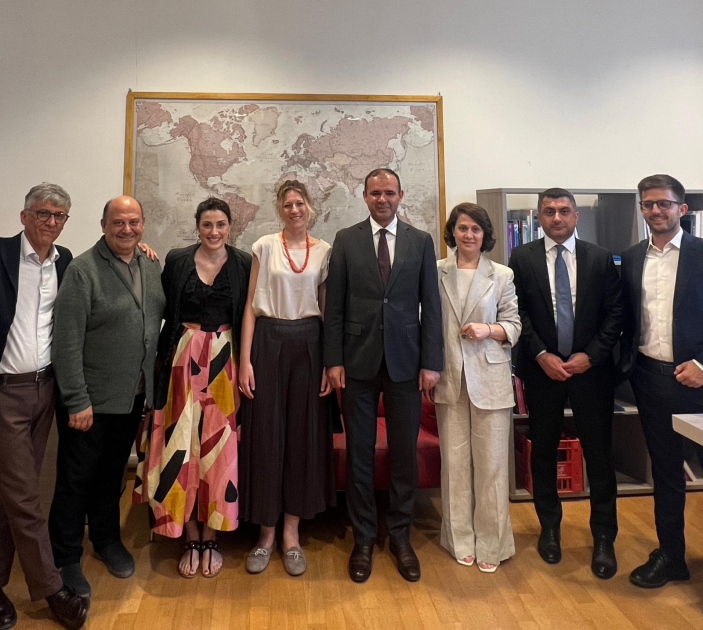 İtaliya-Azərbaycan Universitetinin ilk tələbələri məzun oldular