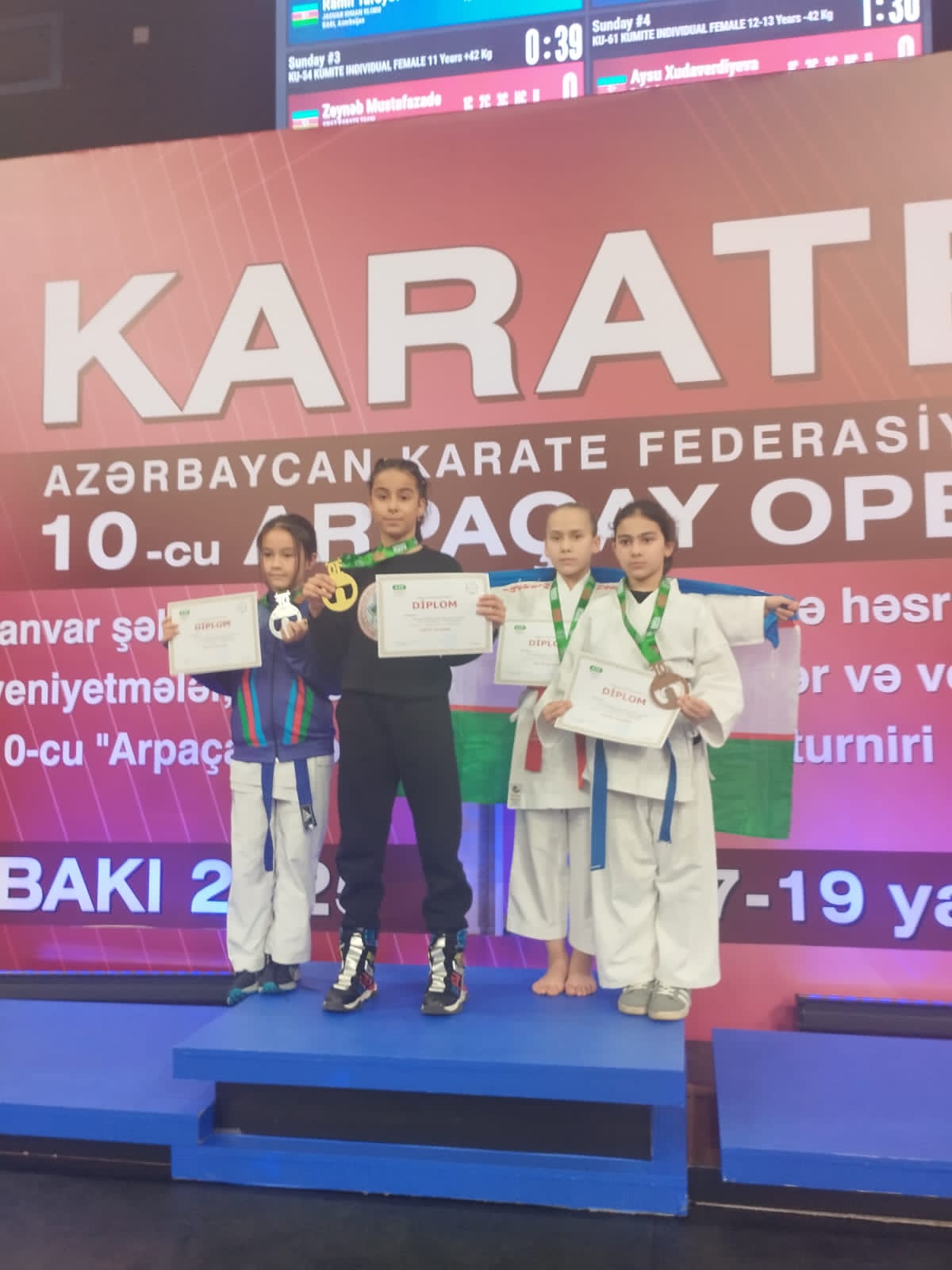 “Karate mənim həyat tərzimdir” – Karateçi ailəsində böyüyən çempion qız