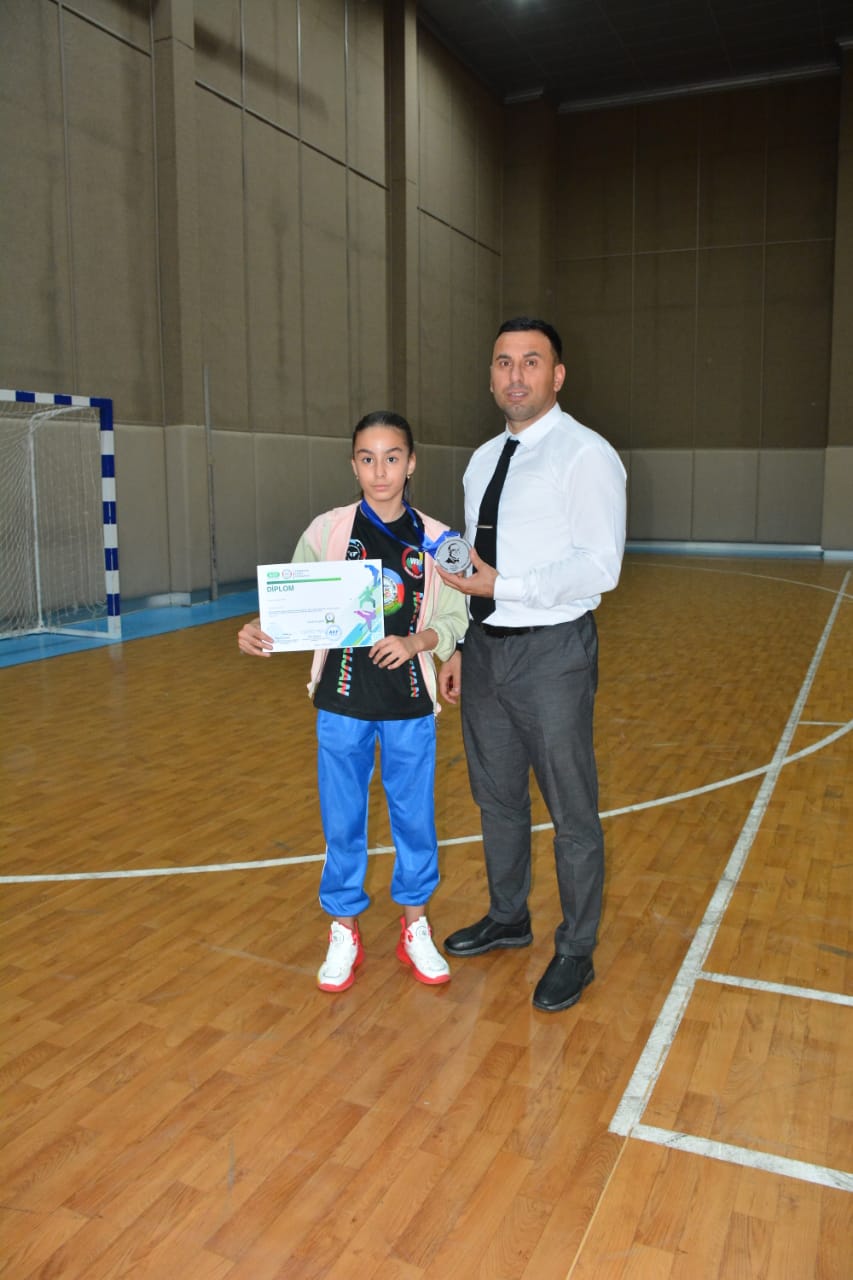 “Karate mənim həyat tərzimdir” – Karateçi ailəsində böyüyən çempion qız