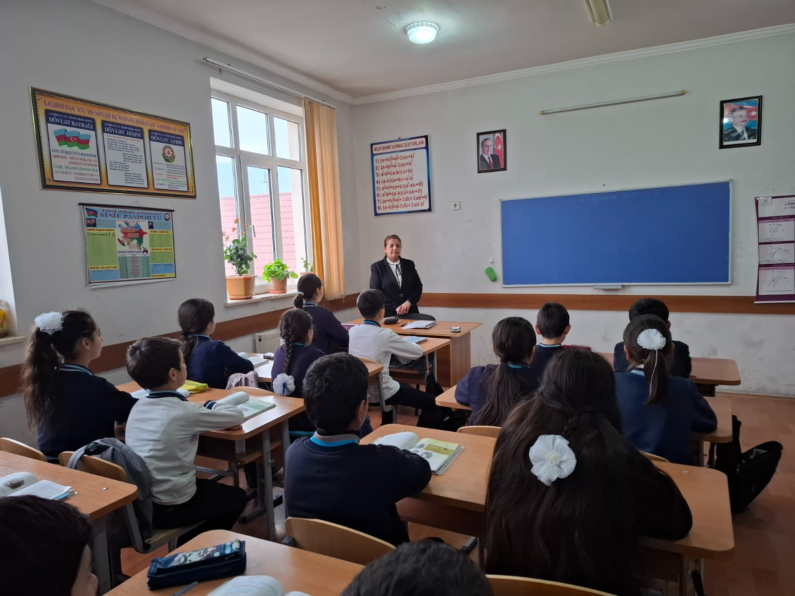 Keçmiş və müasirlik bir arada - Hənifə kənd məktəbində bir gün