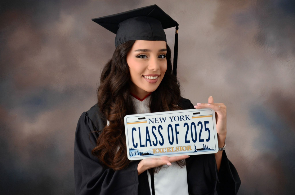 Köçkün gənc ABŞ universitetinin siması seçildi – Ayan Hüseynlinin uğur hekayəsi