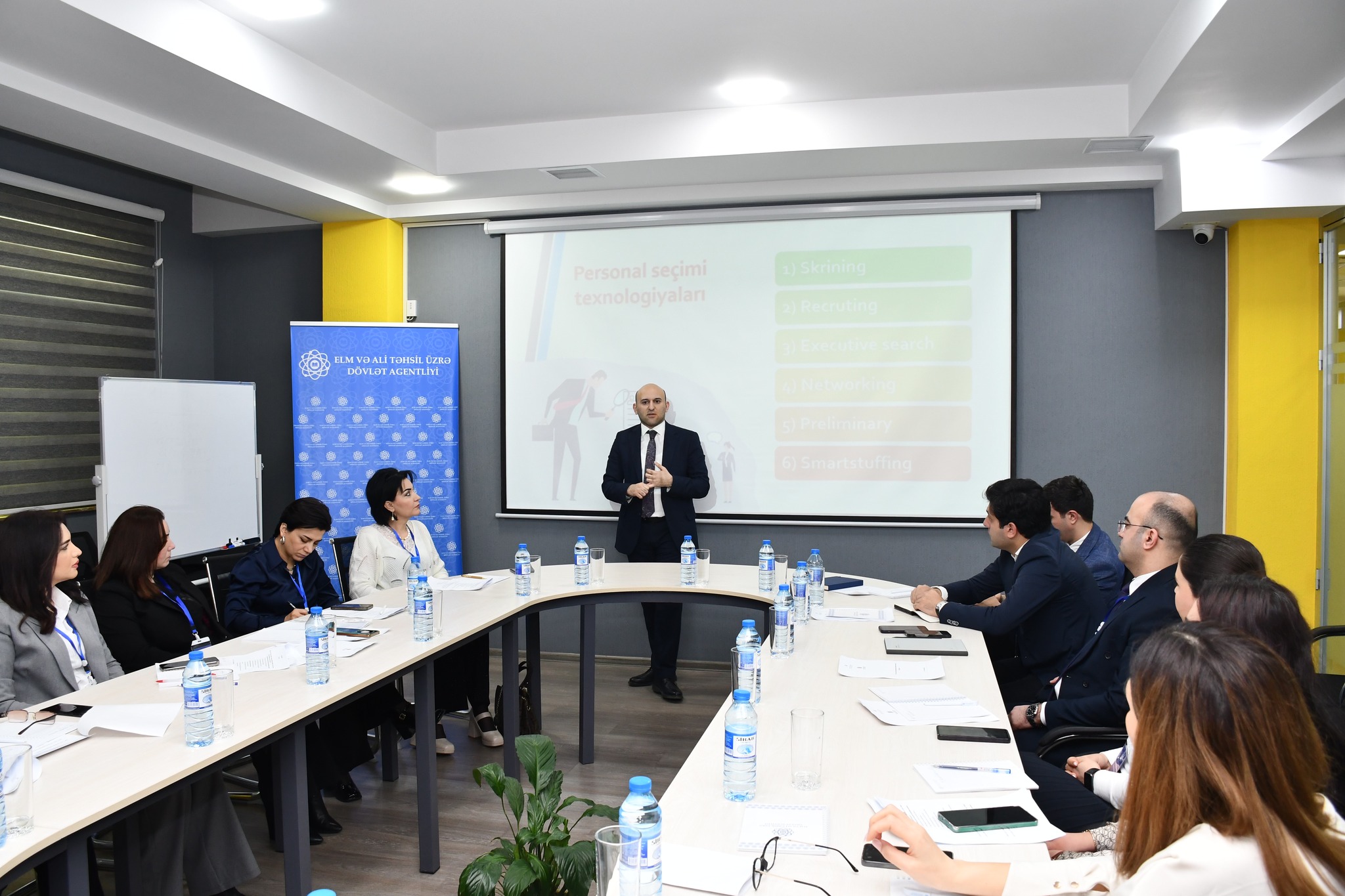 Kollec rəhbərləri üçün təşkil olunan təlimlər davam edir 