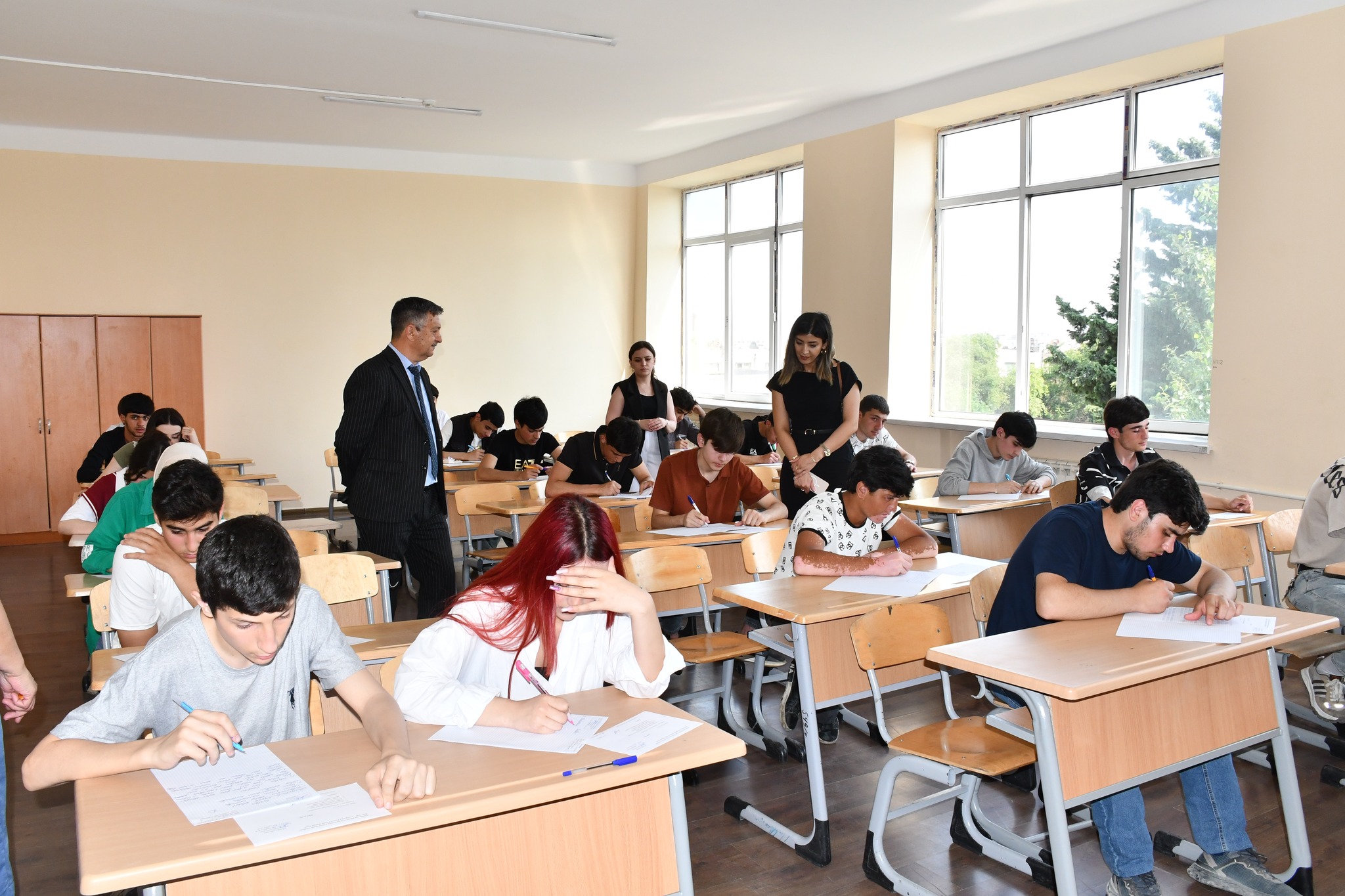 Kolleclərdə yaz imtahan sessiyası başlayıb