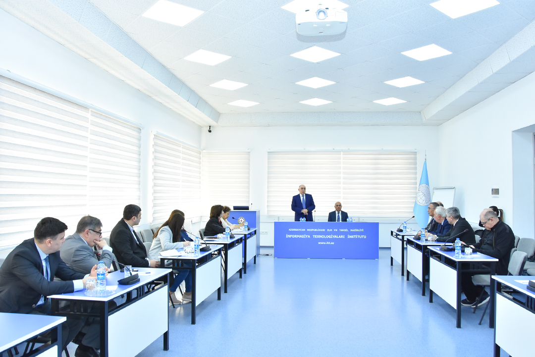 “Kompüter elmləri” ixtisası üzrə yeni tədris proqramları hazırlanır 