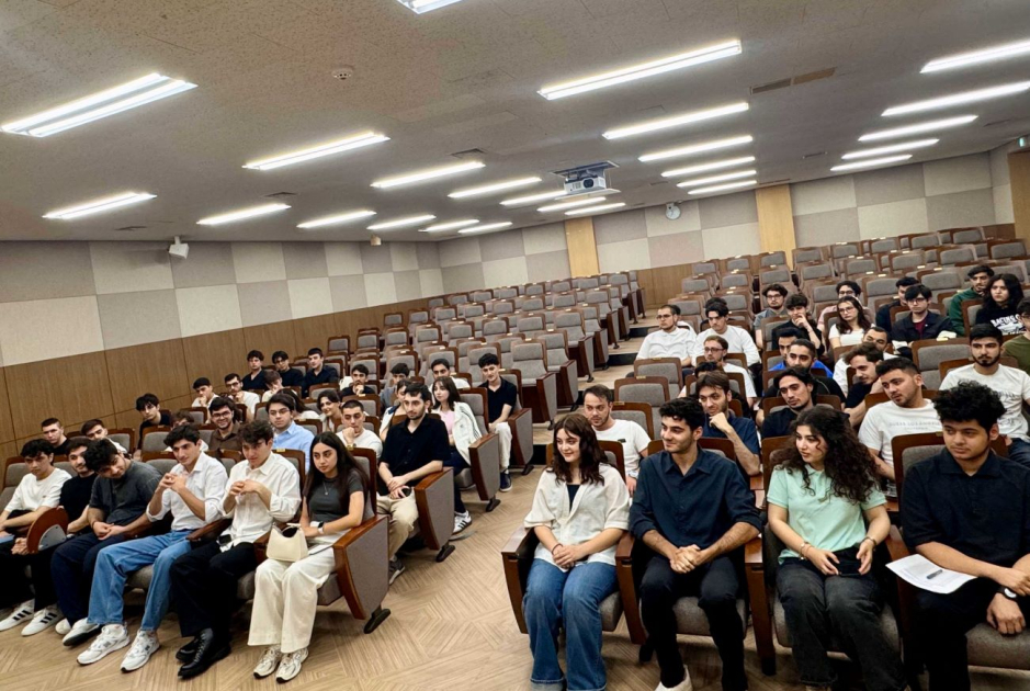 Koreyada təhsil alan BMU-INHA İDP tələbələri ilə görüş keçirilib