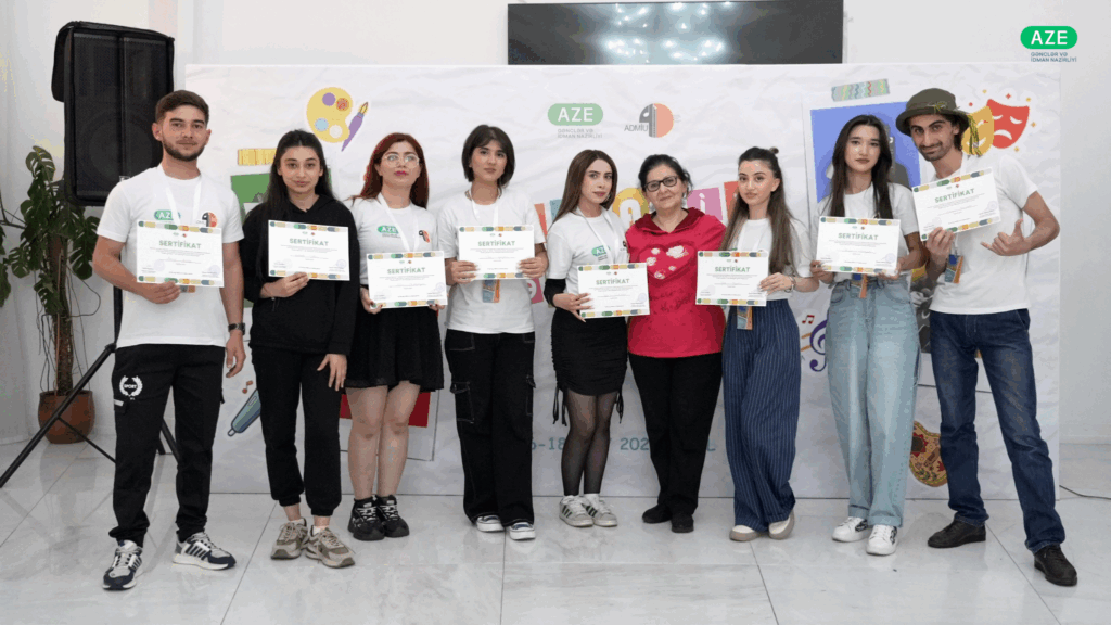 “Kreativ gənclər düşərgəsi II” yekunlaşıb