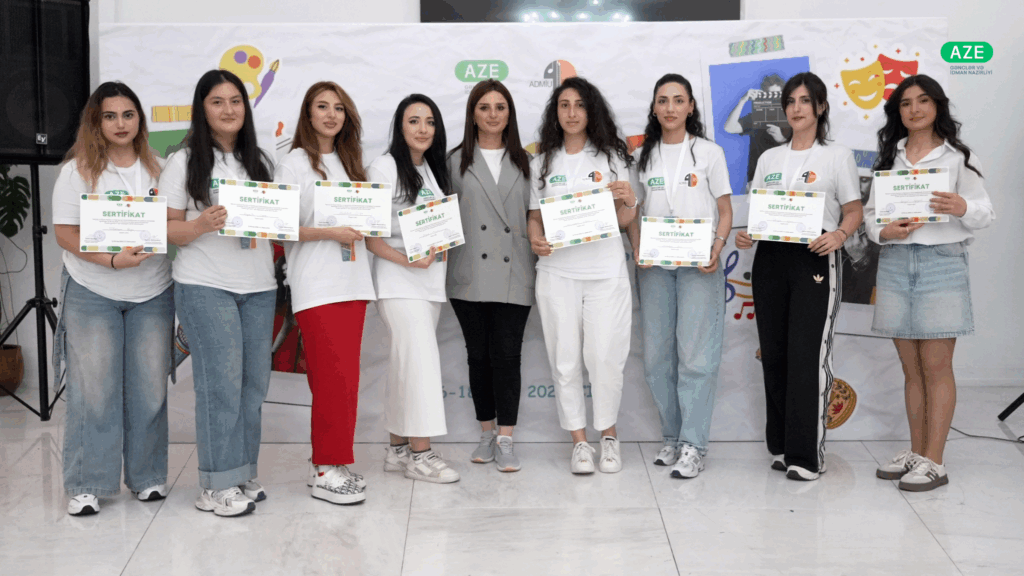 “Kreativ gənclər düşərgəsi II” yekunlaşıb