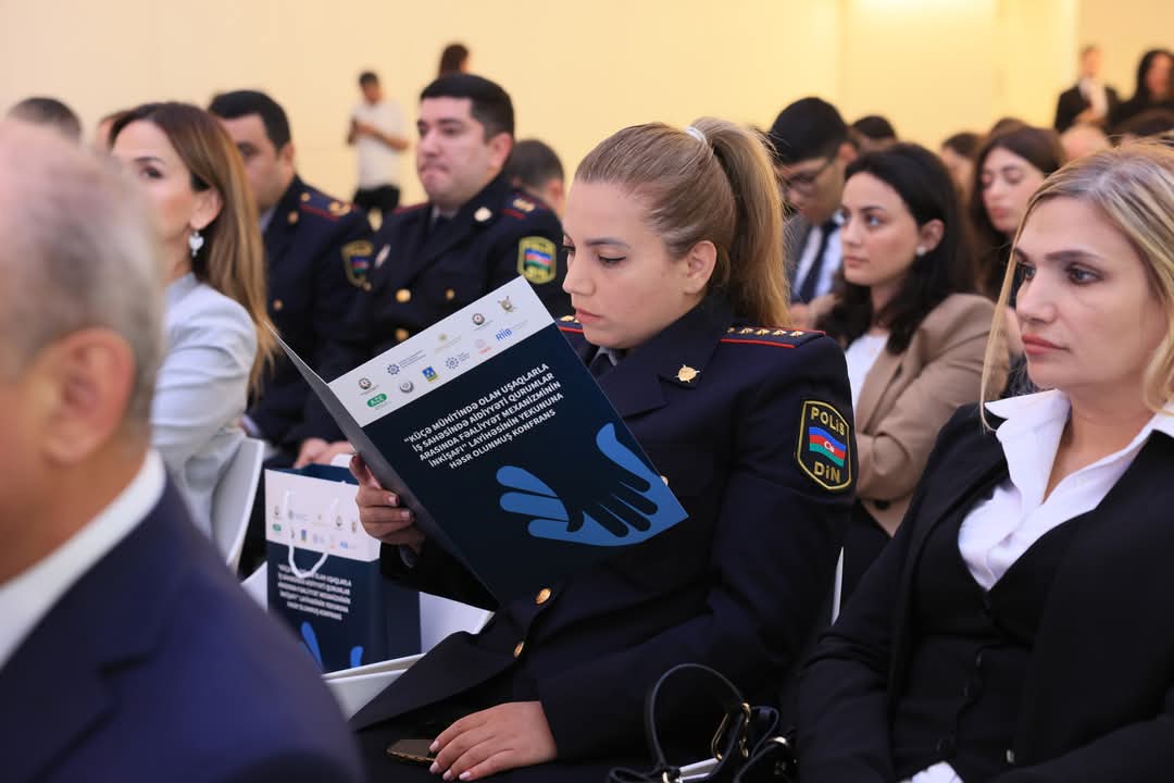 Küçə mühitində olan uşaqlarla işin təşkili mövzusunda konfrans keçirilib