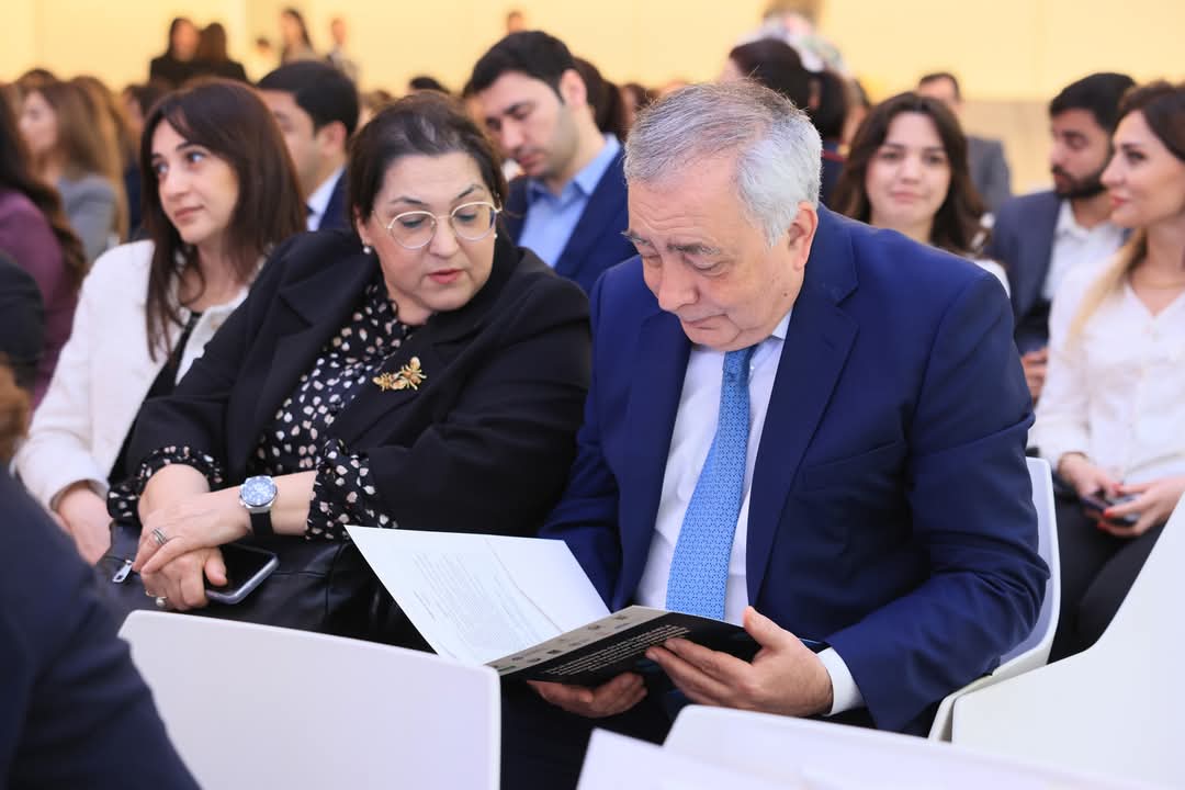 Küçə mühitində olan uşaqlarla işin təşkili mövzusunda konfrans keçirilib