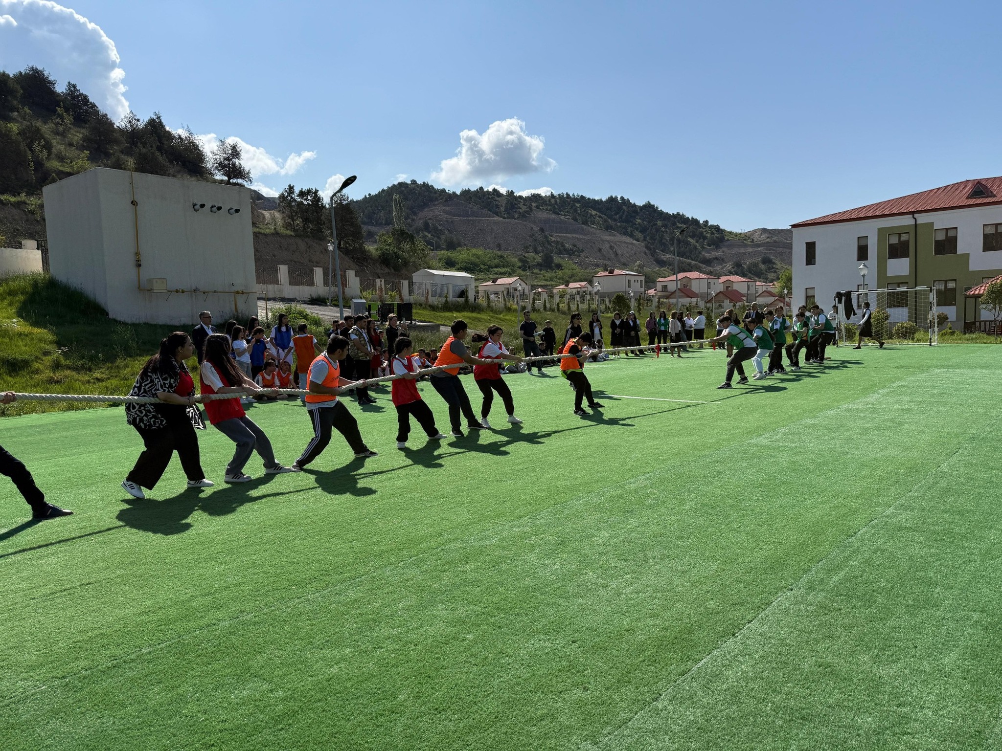 Laçında şagirdlər üçün idman yarışları keçirilir 