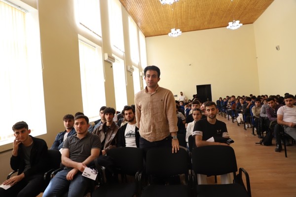 LDU-da “Azad Mirzəcanzadə inkişaf proqramı” ilə bağlı infosessiya keçirilib