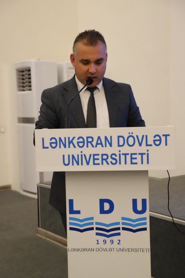 LDU-da Elmi Şuranın ilk iclası keçirilib