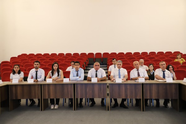 LDU-da Elmi Şuranın ilk iclası keçirilib