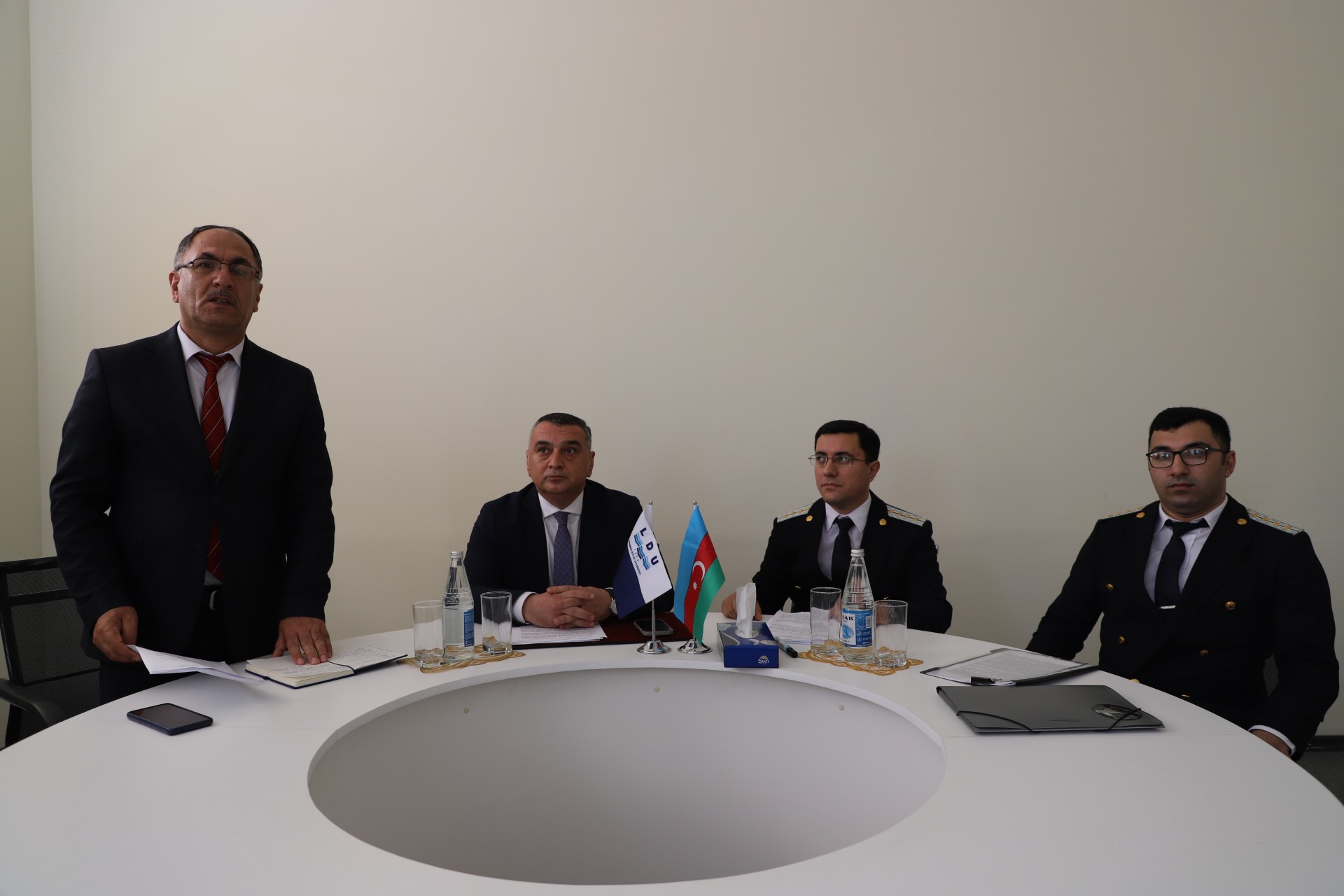 LDU-da “İnsan hüquqları aylığı” ilə bağlı maarifləndirici tədbir keçirilib