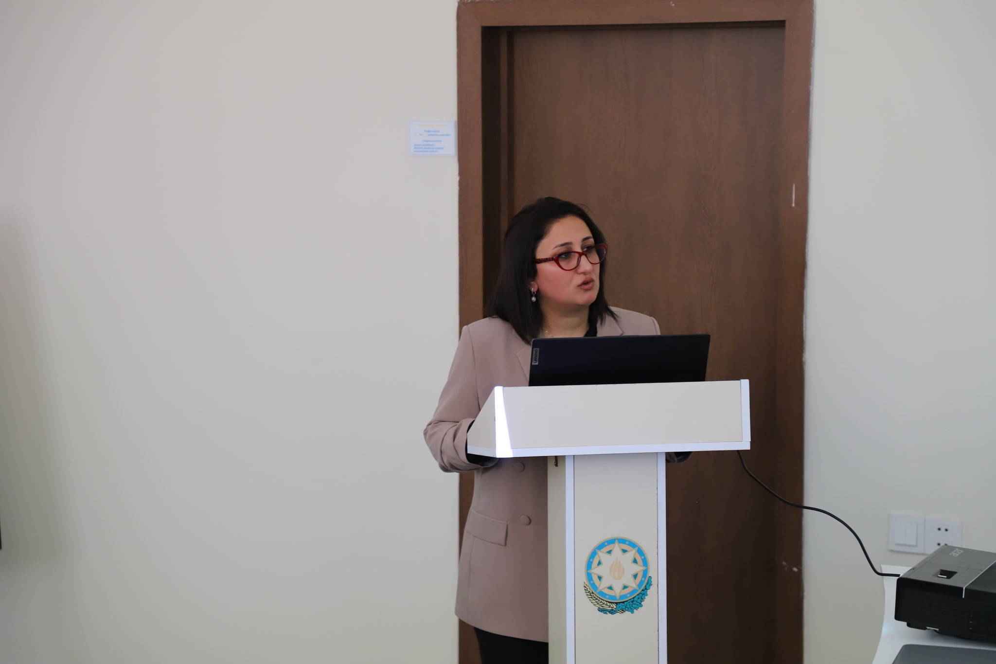 LDU-da süni intellektdən istifadə ilə bağlı infosessiya keçirilib