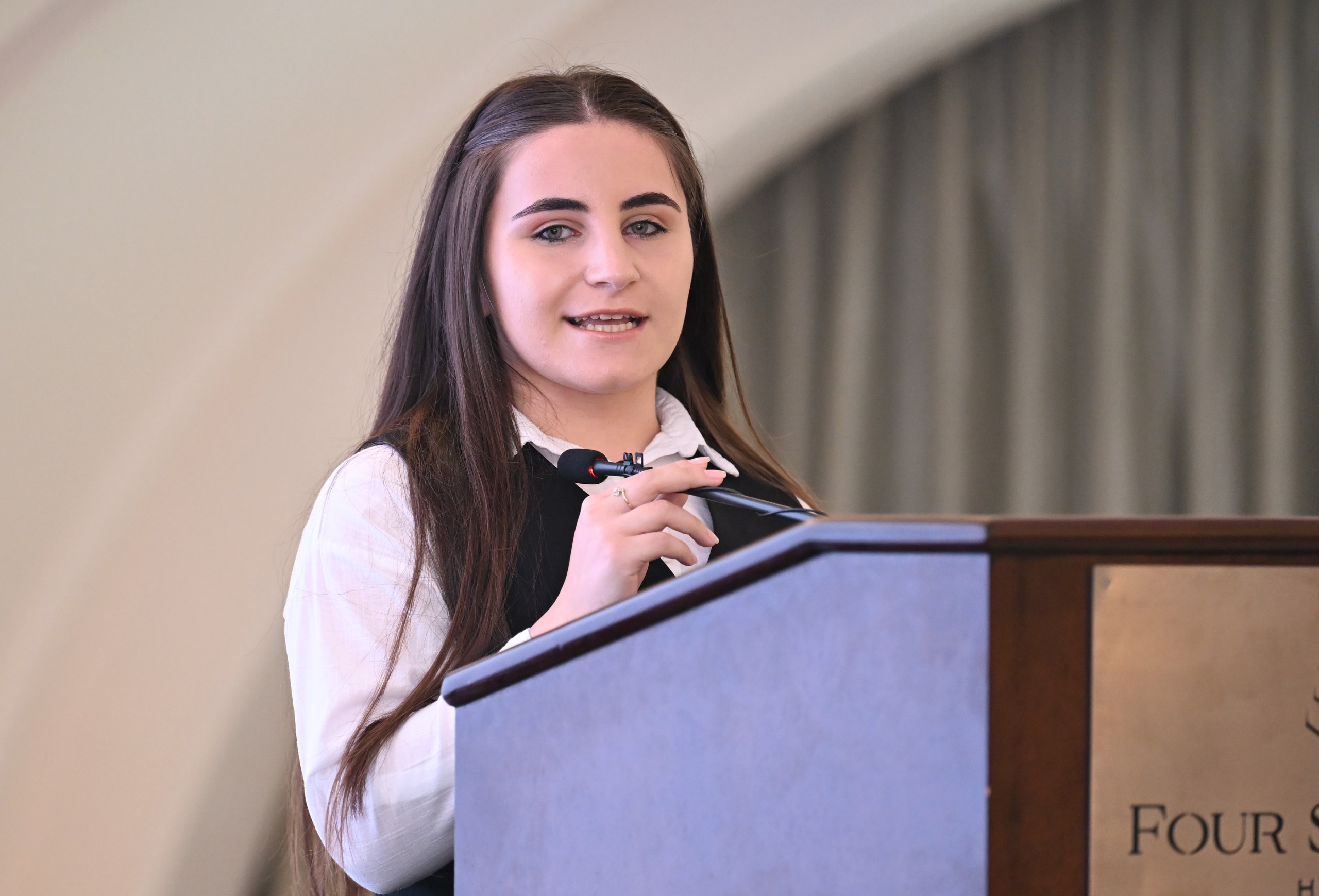 Leyla Əliyeva “Məzun günü”ndə iştirak edib - FOTO