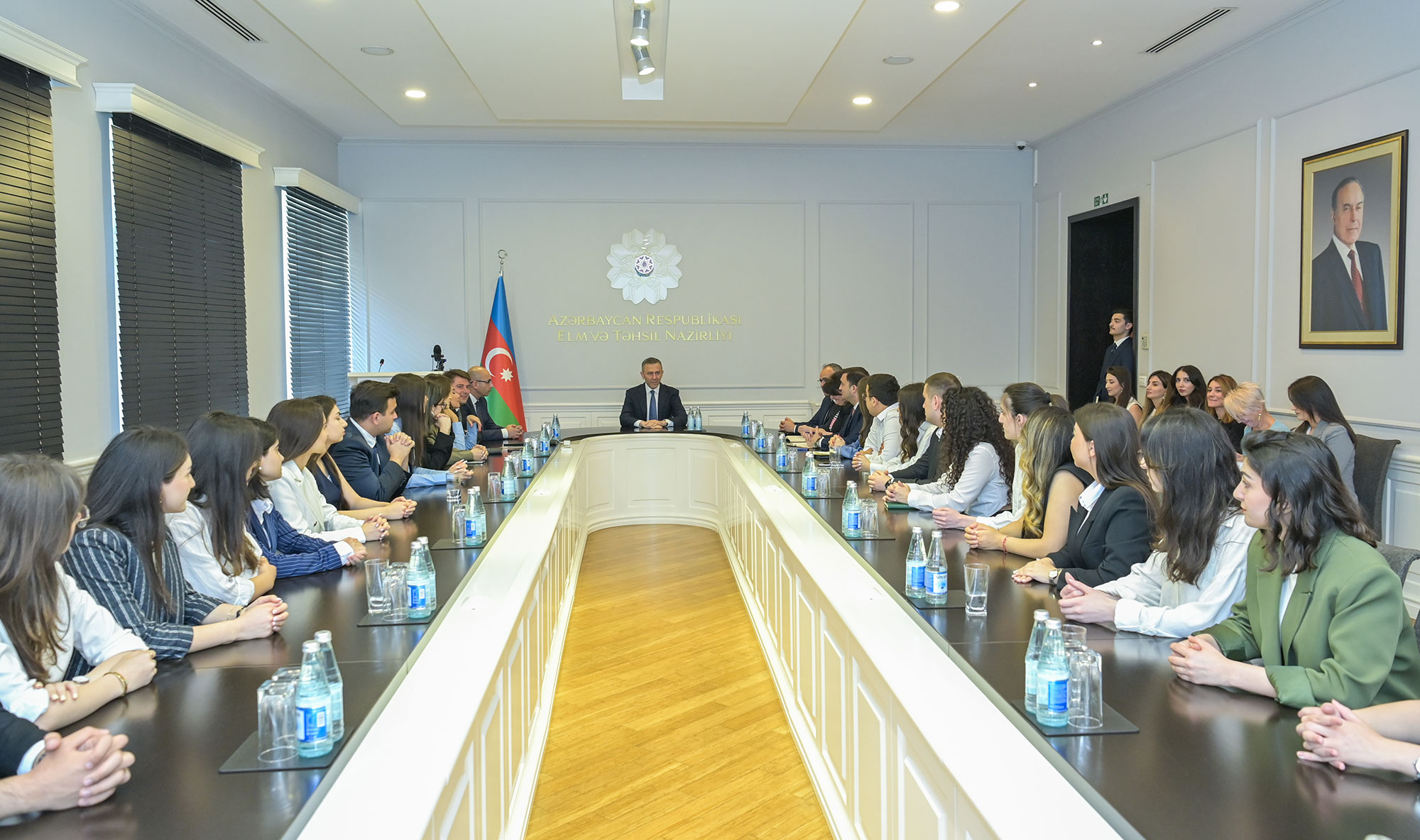 "Maarifçi" tələbə-məzun təcrübə proqramının yeni iştirakçıları ilə görüş keçirilib