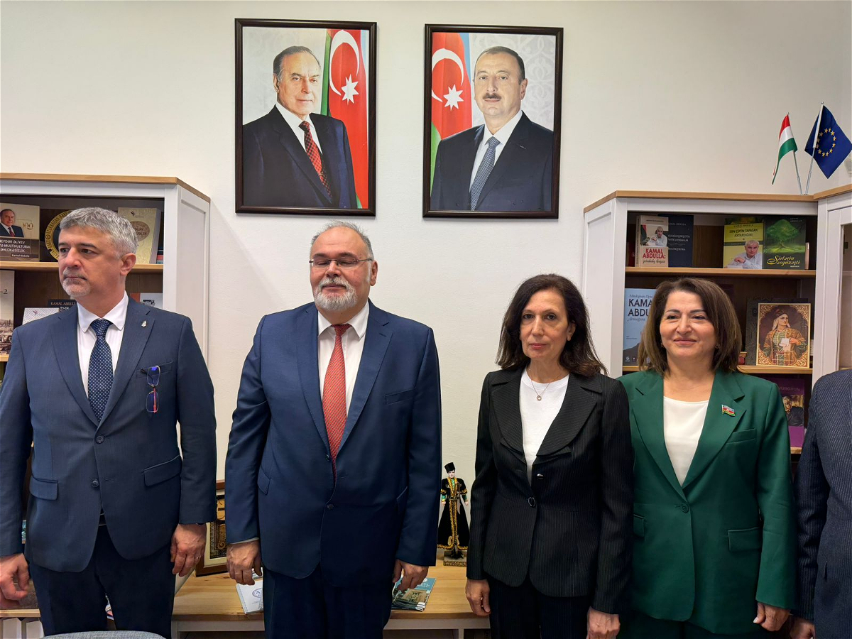 Macarıstanda Azərbaycan Dili və Mədəniyyəti Mərkəzinin açılışı olub