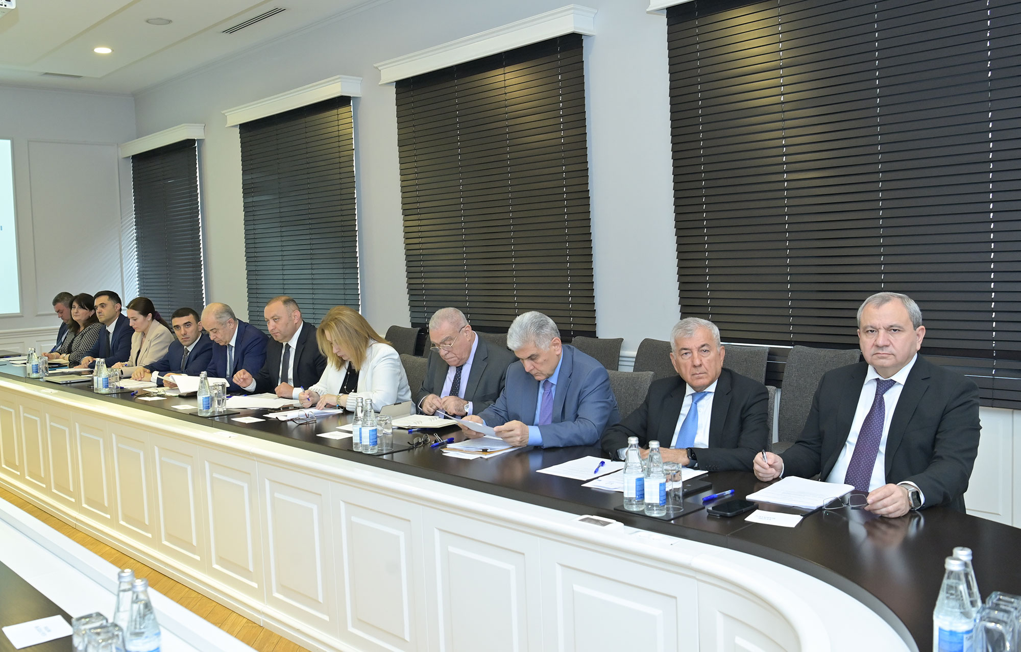 Magistratura üzrə ixtisaslaşmaların yeni siyahısı və çərçivə sənədi təsdiqlənib