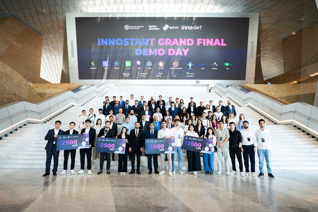 MDU-nun rektoru “İnnostart Grand Final - Demo Day” tədbirində iştirak edib 