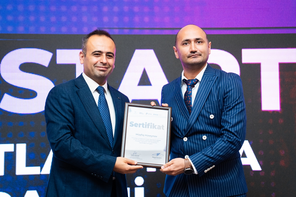 MDU-nun rektoru “İnnostart Grand Final - Demo Day” tədbirində iştirak edib