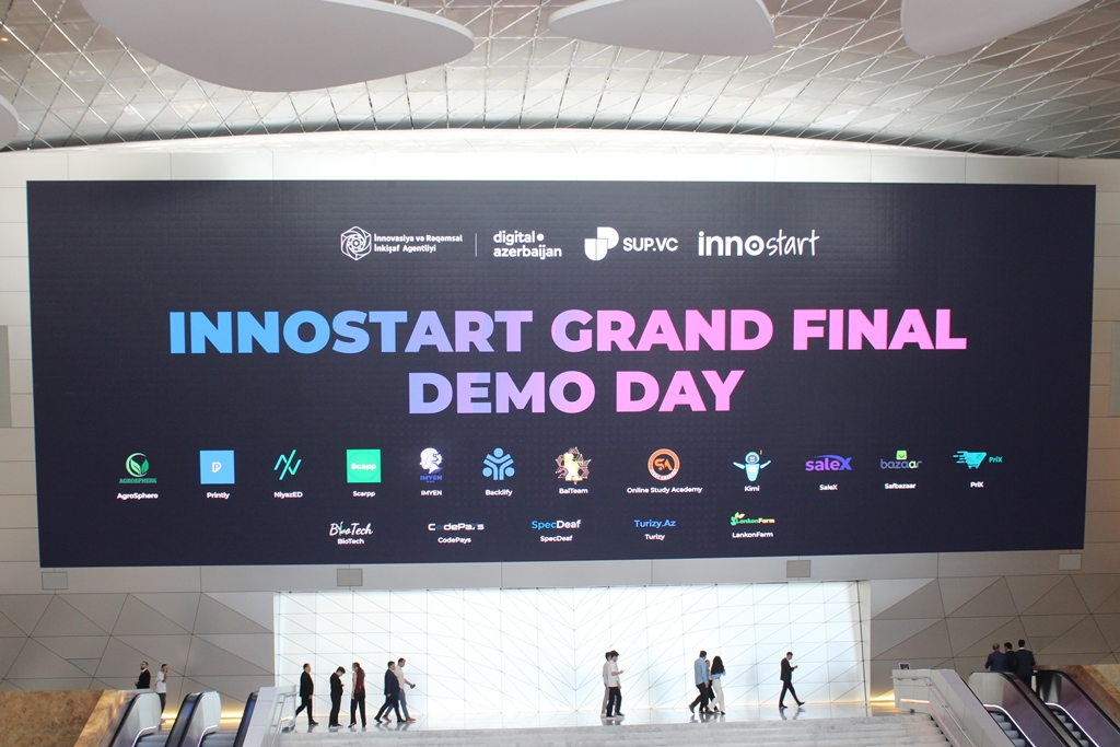 MDU-nun rektoru “İnnostart Grand Final - Demo Day” tədbirində iştirak edib