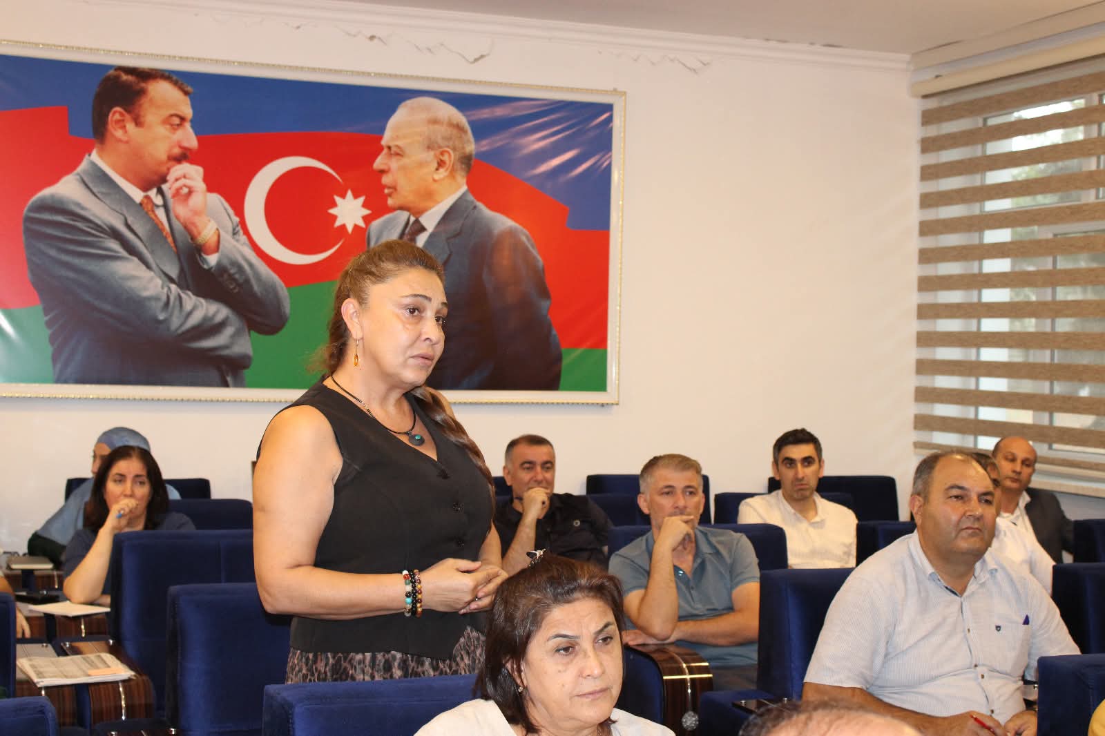 MDU-nun rektoru professor-müəllim heyəti ilə görüş keçirib