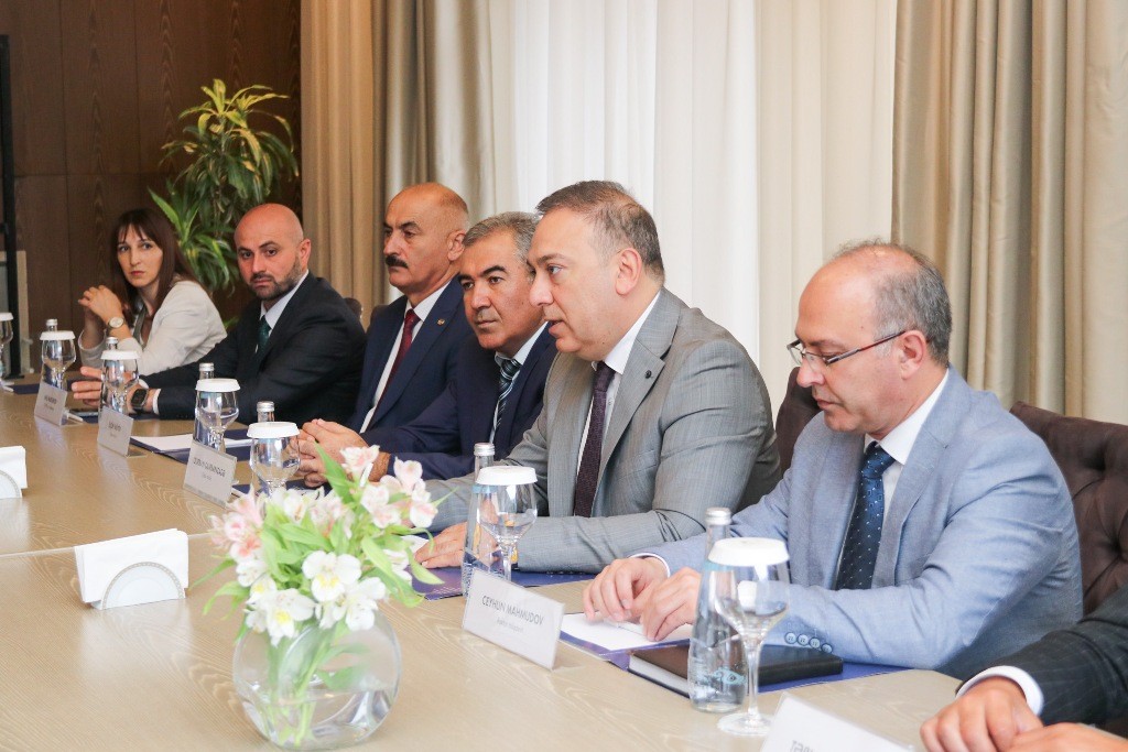 MDU-nun tələbələri hotellərdə təcrübə keçəcəklər – Yeni memorandum imzalandı