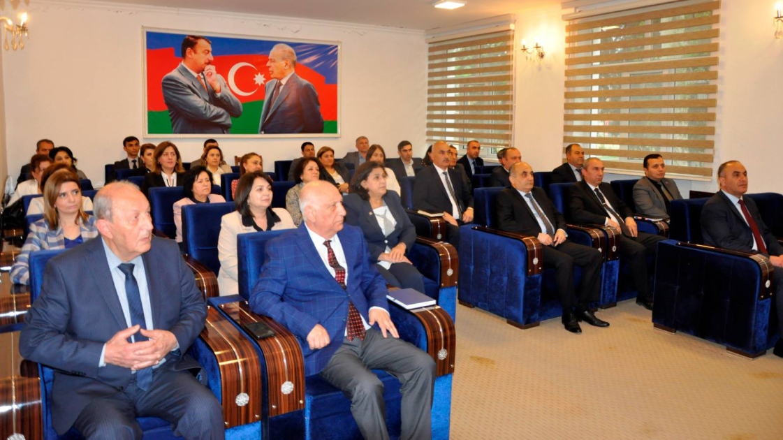 MDU-nun yeni rektoru kollektivə təqdim edilib