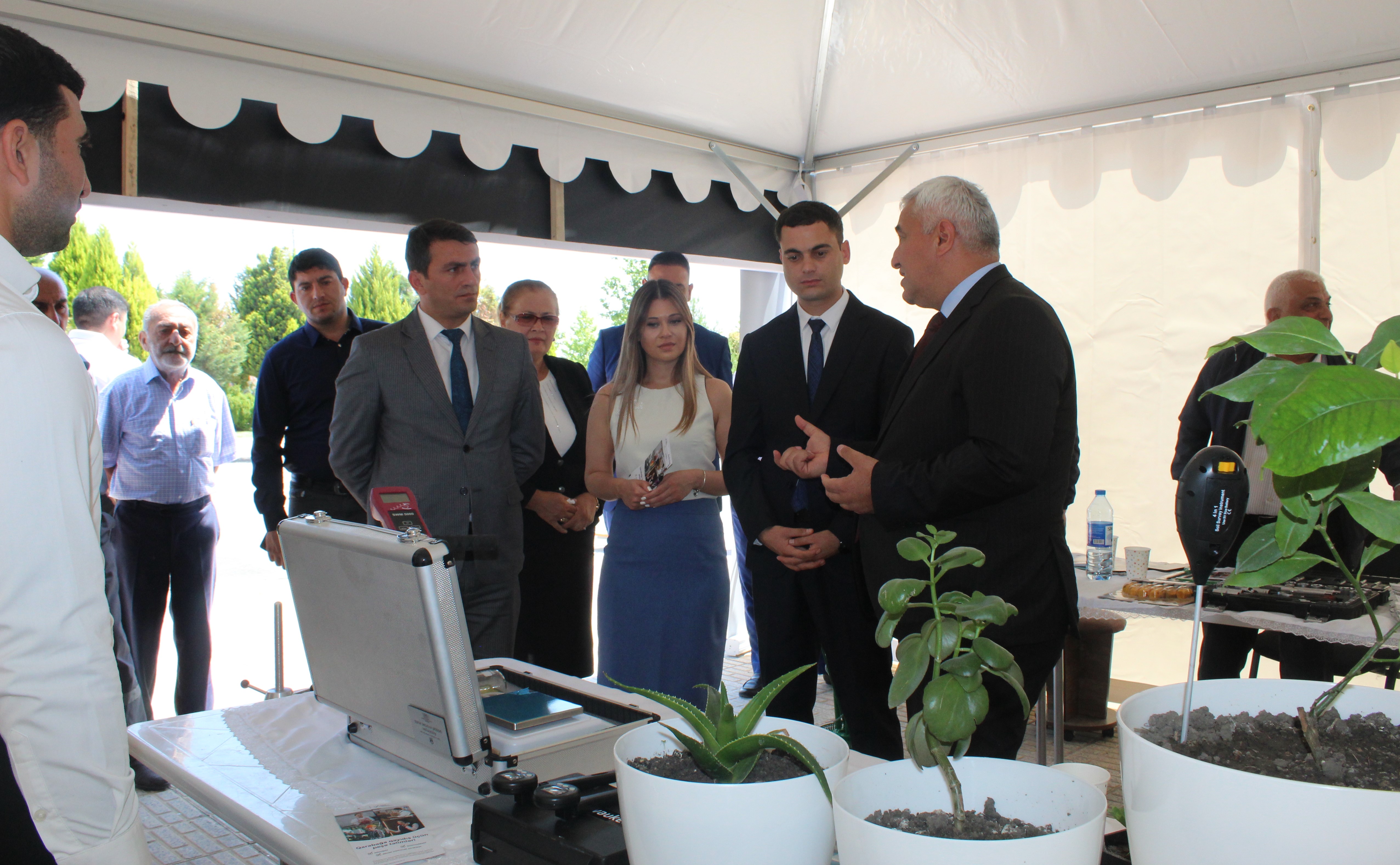 Məcburi köçkünlər peşə təhsili təlimlərinə təşviq edilirlər 