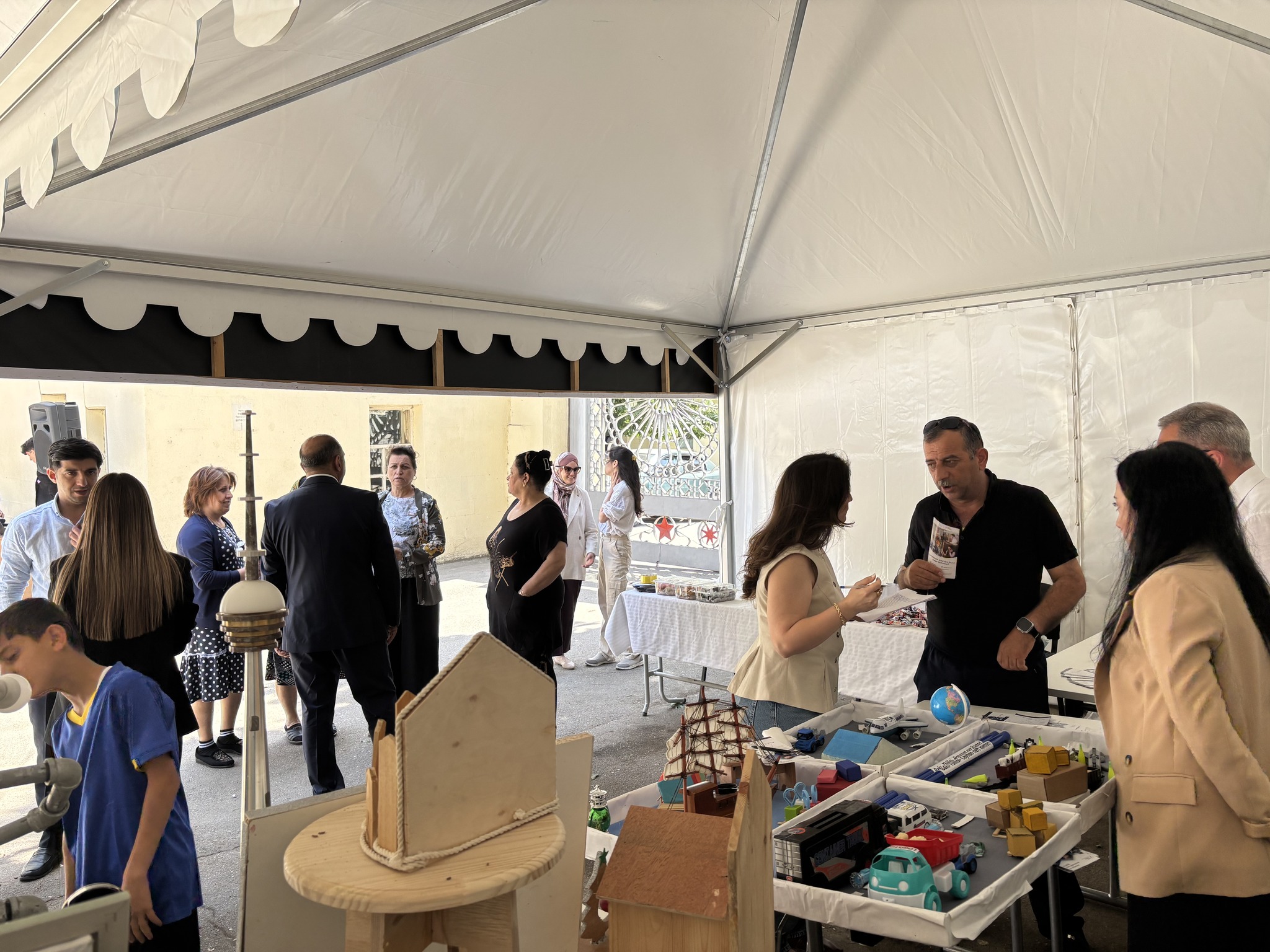 Məcburi köçkünlər üçün qısamüddətli təlimlərinin təşviqi ilə bağlı tədbir keçirilib