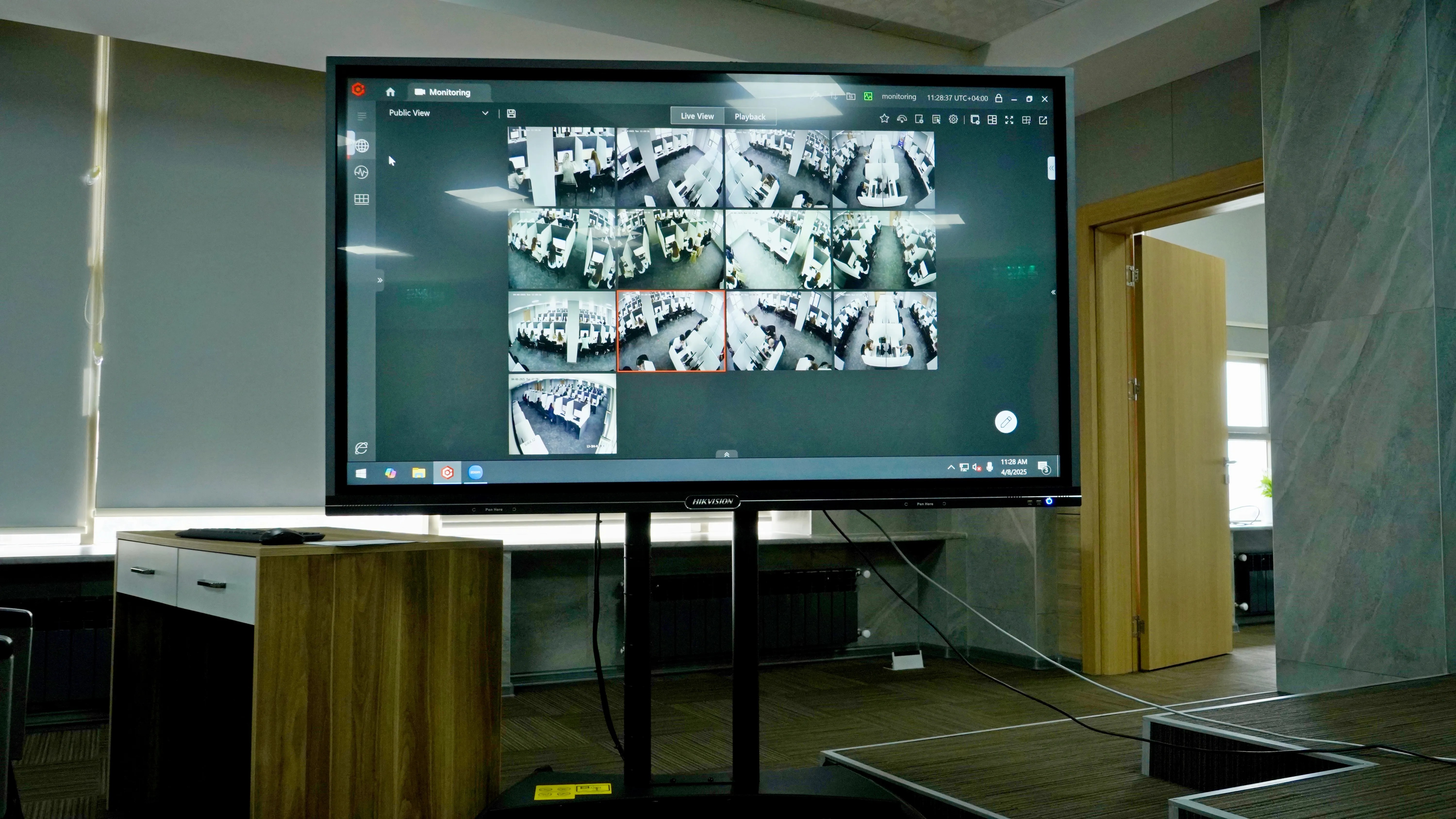 Media nümayəndələri imtahanlarda yazılı cavab tələb edən tapşırıqların yoxlanılma prosesini müşahidə ediblər