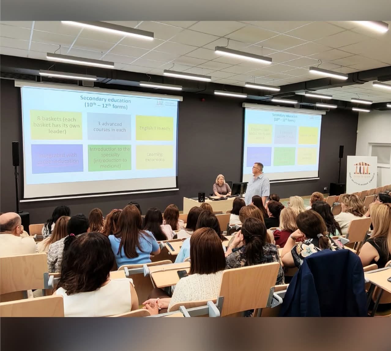 Məktəb direktorları beynəlxalq təcrübə proqramında iştirak ediblər 