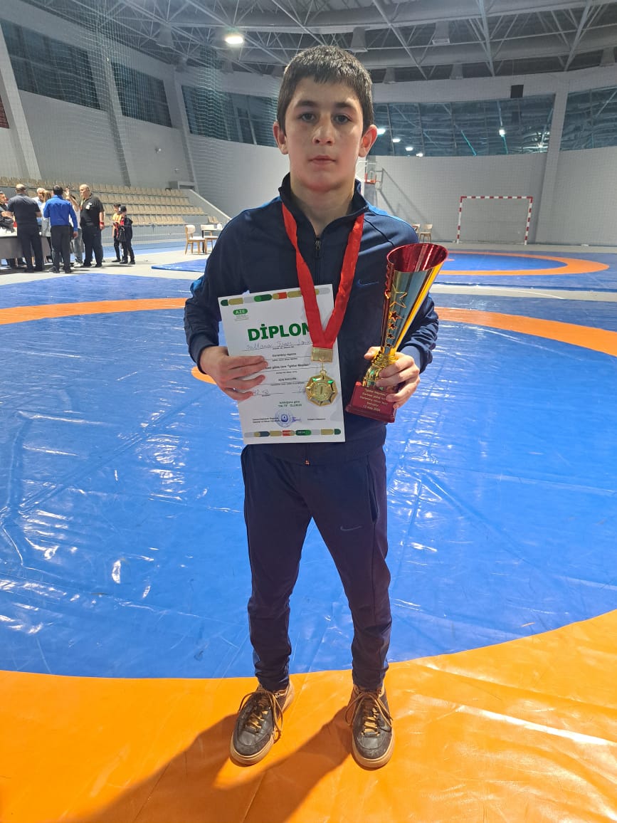 “Məktəb təhsil ocağıdır, dava yeri deyil” – Azərbaycan çempionu olan məktəbli 