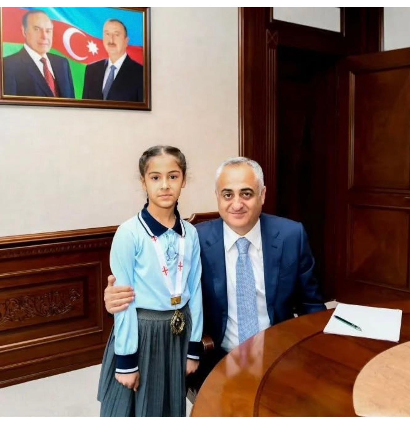 Məktəbdə əlaçı, karatedə zirvədə – 11 yaşlı dünya çempionunun uğur hekayəsi 