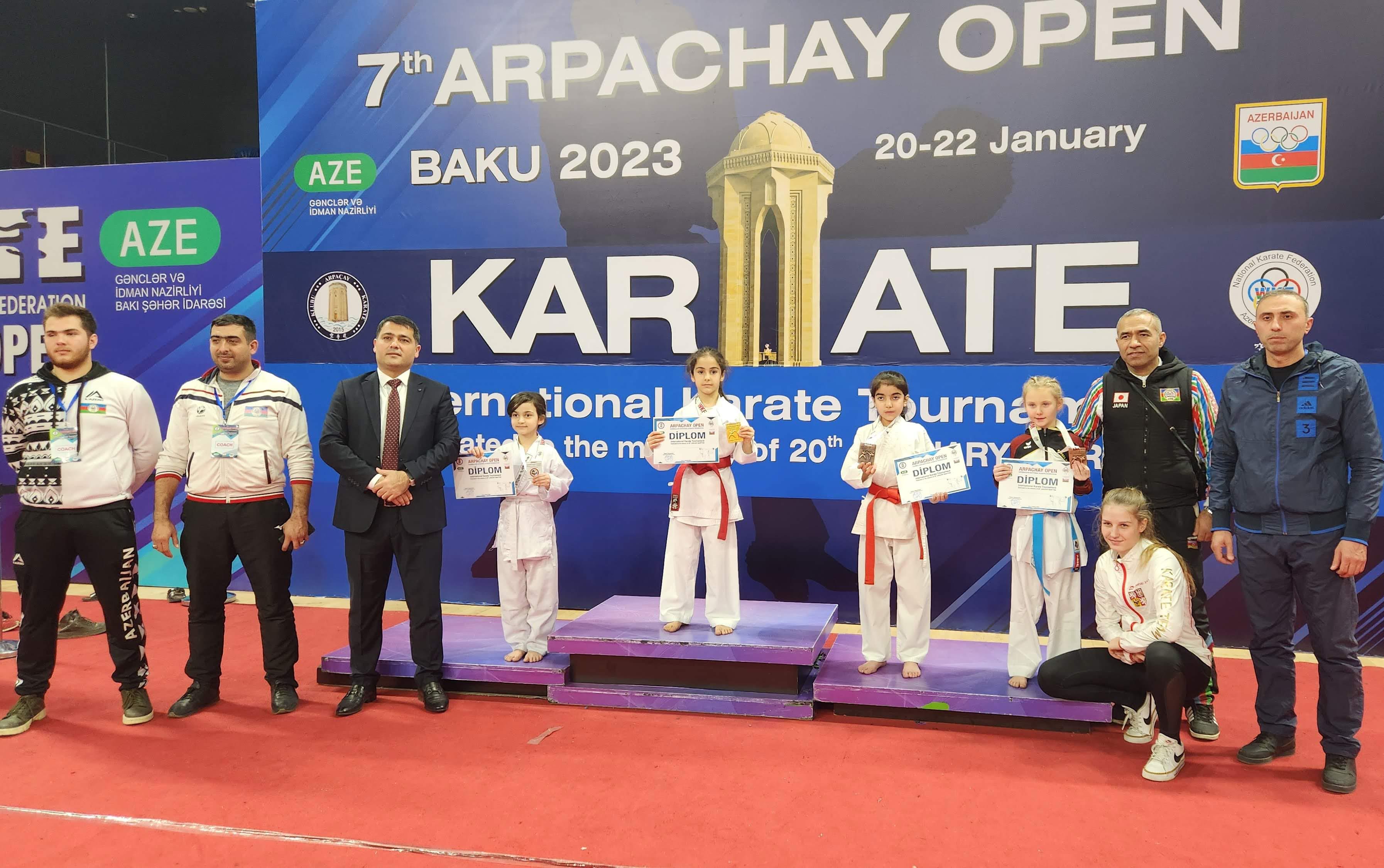 Məktəbdə əlaçı, karatedə zirvədə – 11 yaşlı dünya çempionunun uğur hekayəsi 