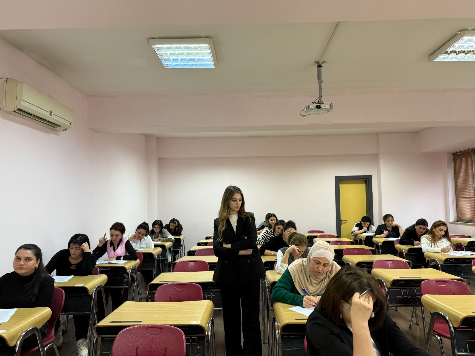 “Məktəbəqədər təhsildə liderlik” proqramı üzrə yekun qiymətləndirmə keçirilib