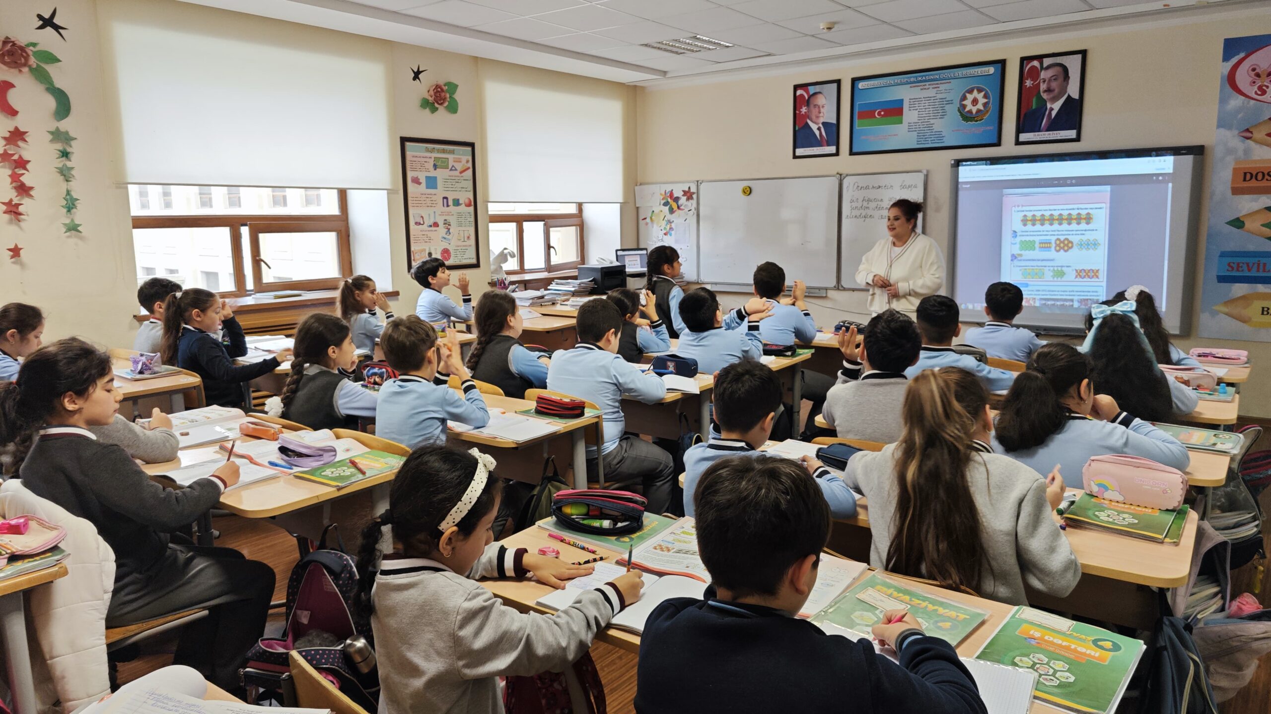 Məktəbin İnkişaf Planı çərçivəsində görüşlər davam edir