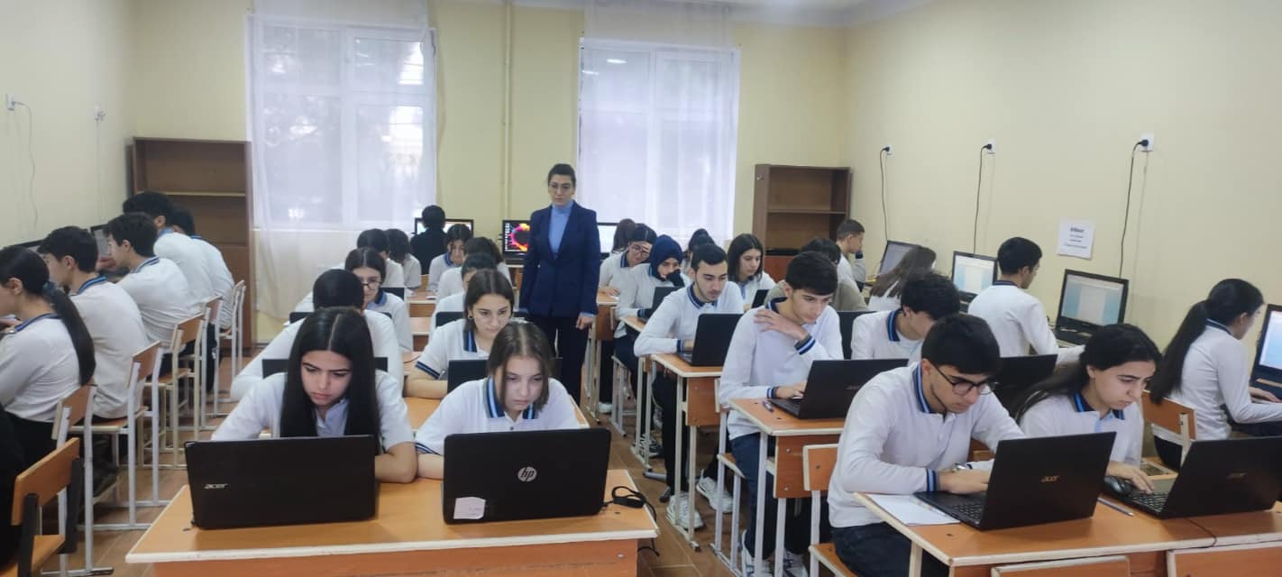 Məktəblərdə böyük summativ qiymətləndirmələr rəqəmsal formada keçirilir