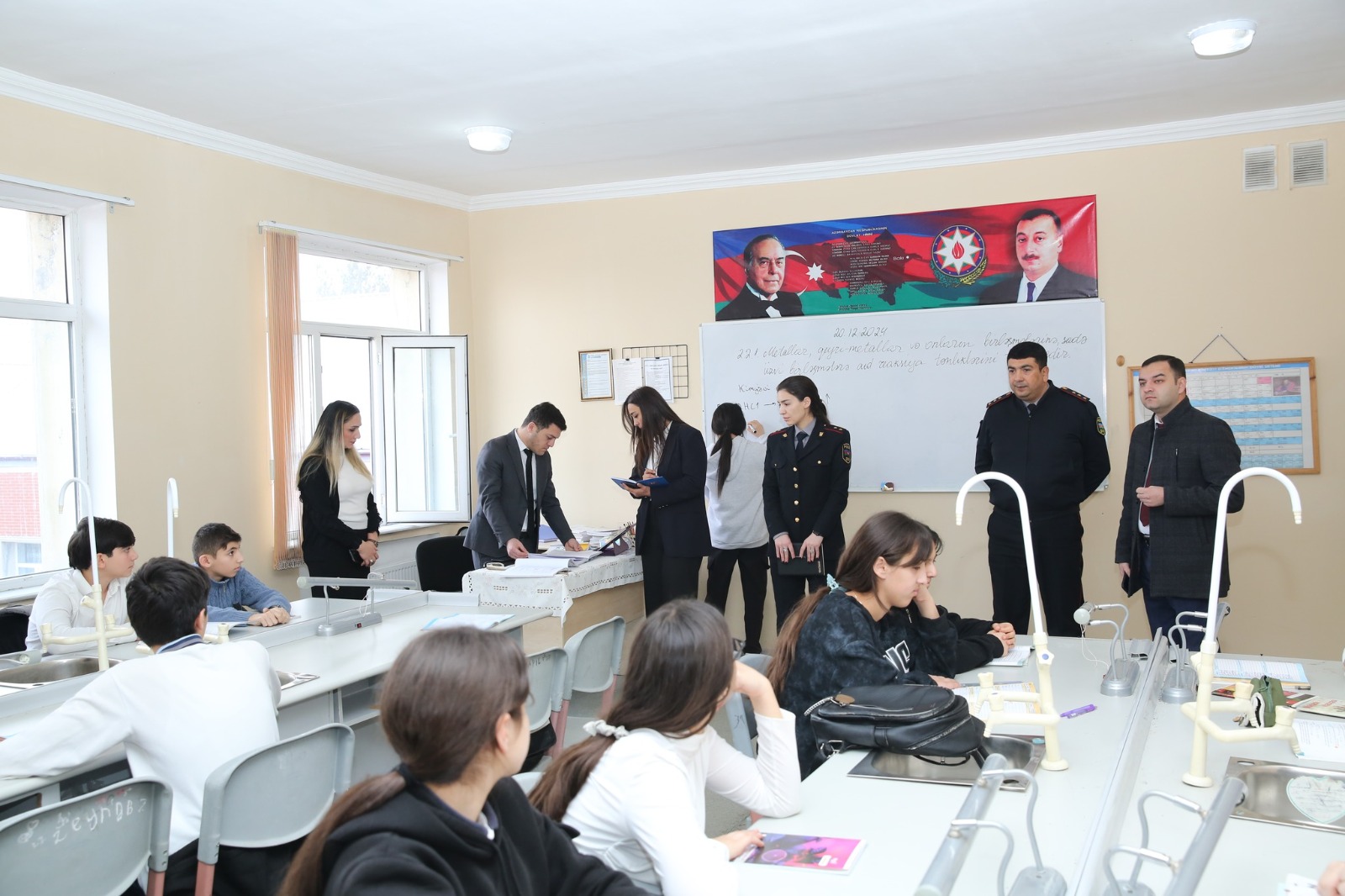 Məktəblərdə monitorinqlər aparılır