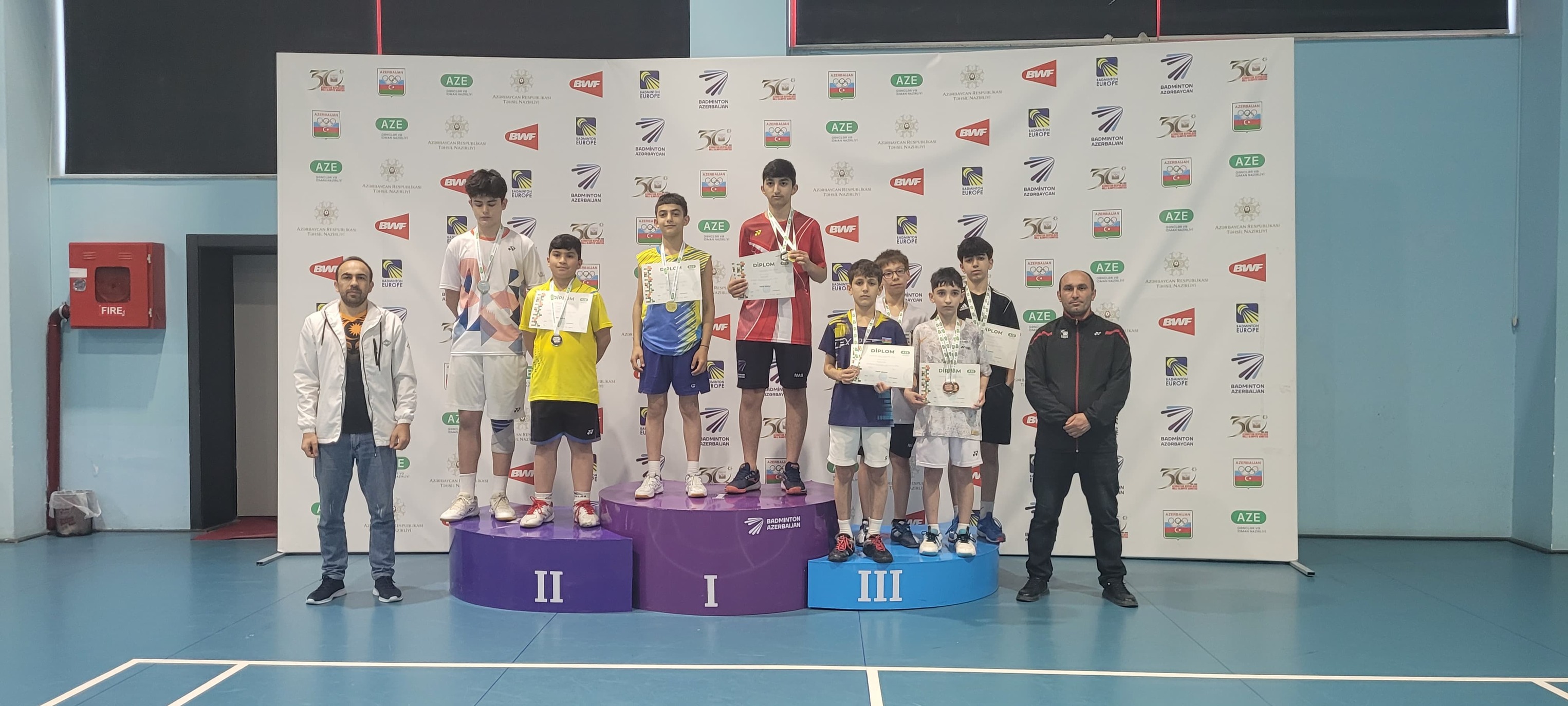 Məktəblilər arasında badminton üzrə respublika birinciliyi keçirilib