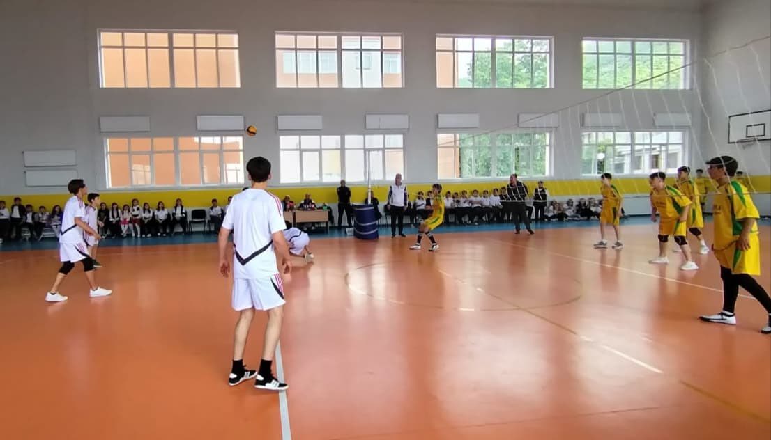 Məktəblilər arasında voleybol üzrə respublika birinciliyi keçirilib